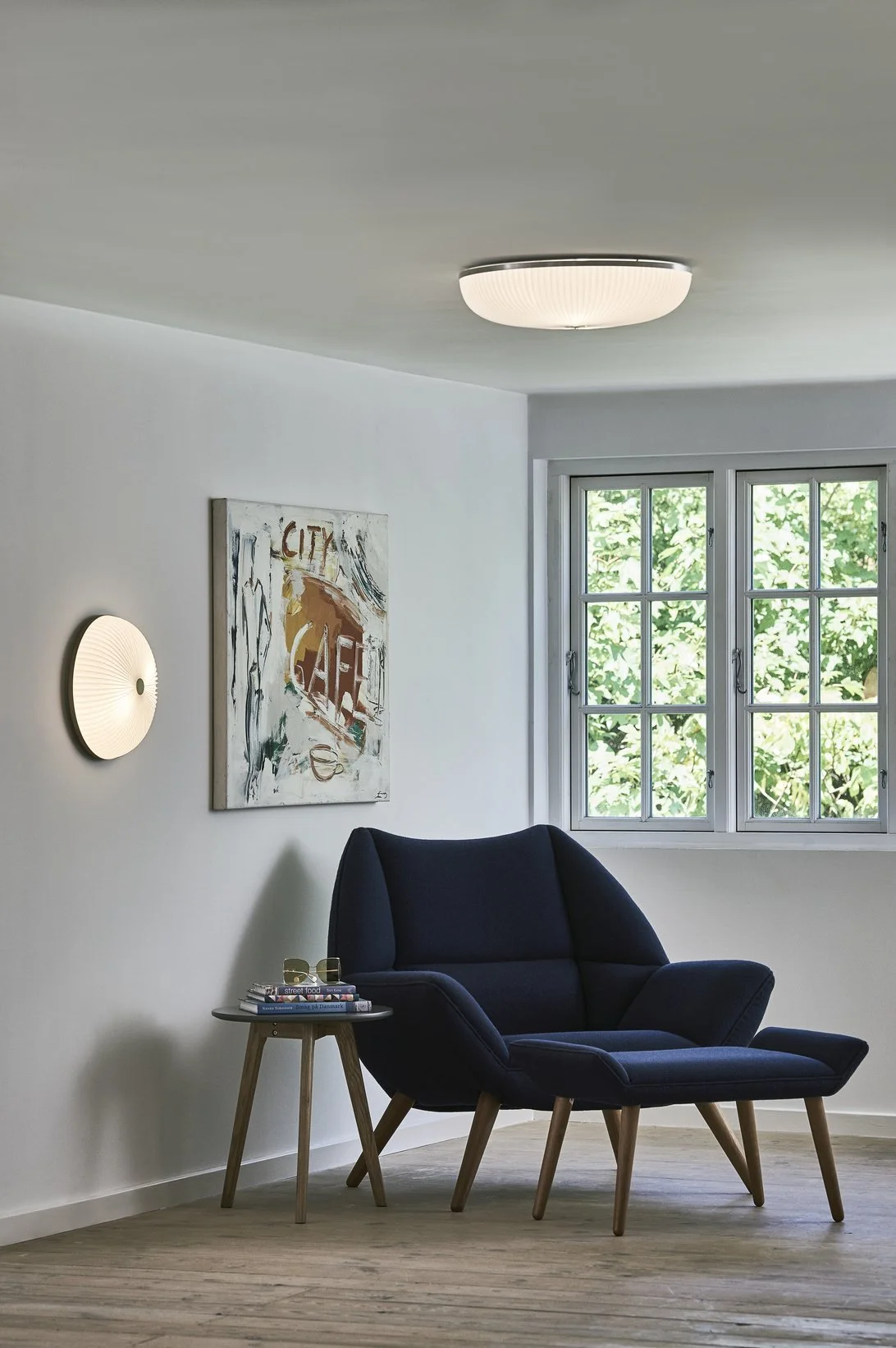 LeKlint235+236_Lamella_ceiling_wall_lamp_lifestyle.jpg