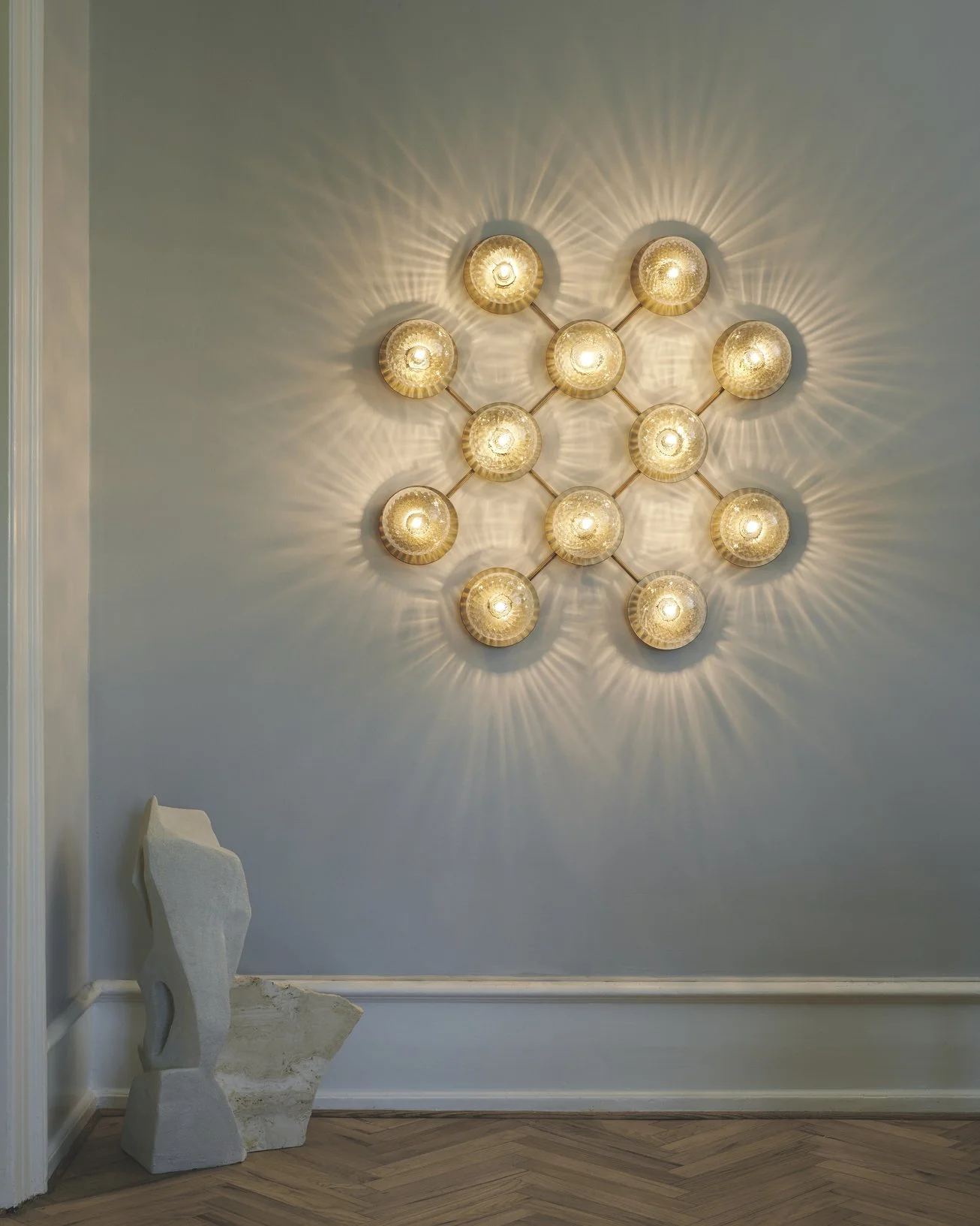 Nuura_Liila 12 Optic-Wall_Ceiling_lifestyle_1.jpg