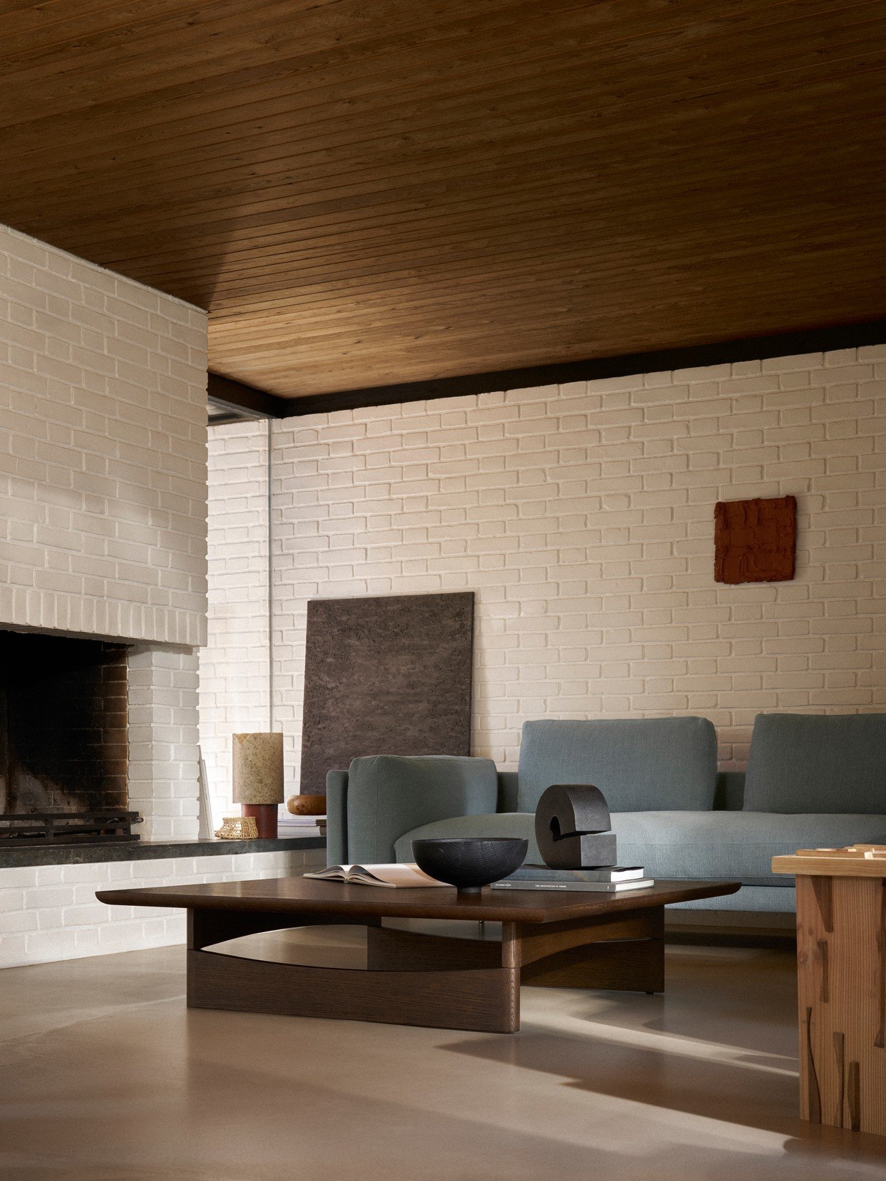 Wendelbo_Lifestyle_Bower Coffee Table_Dark brown stained oak, Levanto Sofa mod. 3 + 14_Cifrado col. 0741_V1_300 dpi (1).jpg