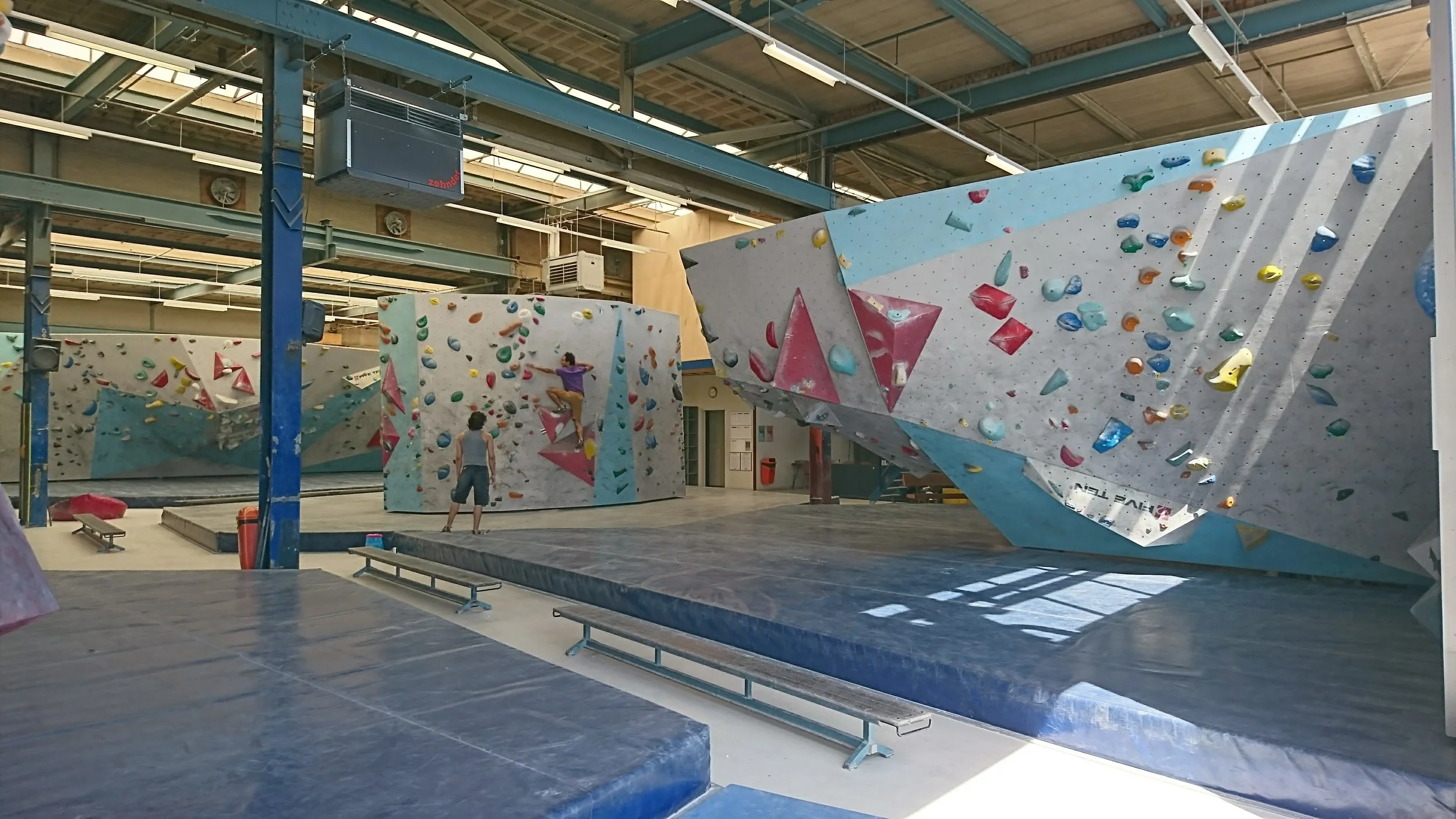 Monk Bouldergym