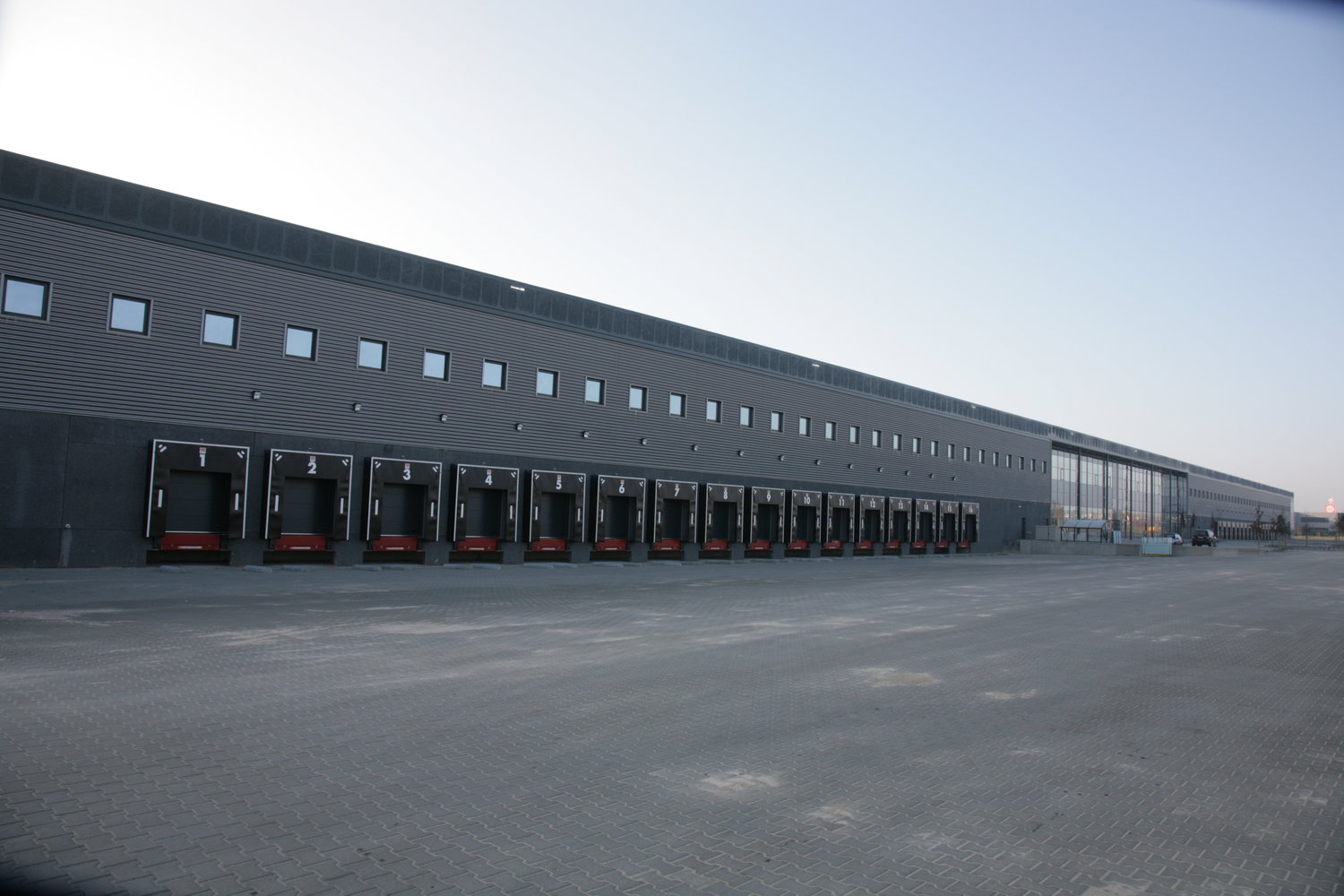 Given the positive developments with the realisation of Traveller I, Schroders was interested in this new development from the outset. The purchase of a second new-build development to be known as Traveller II was completed in November 2006.