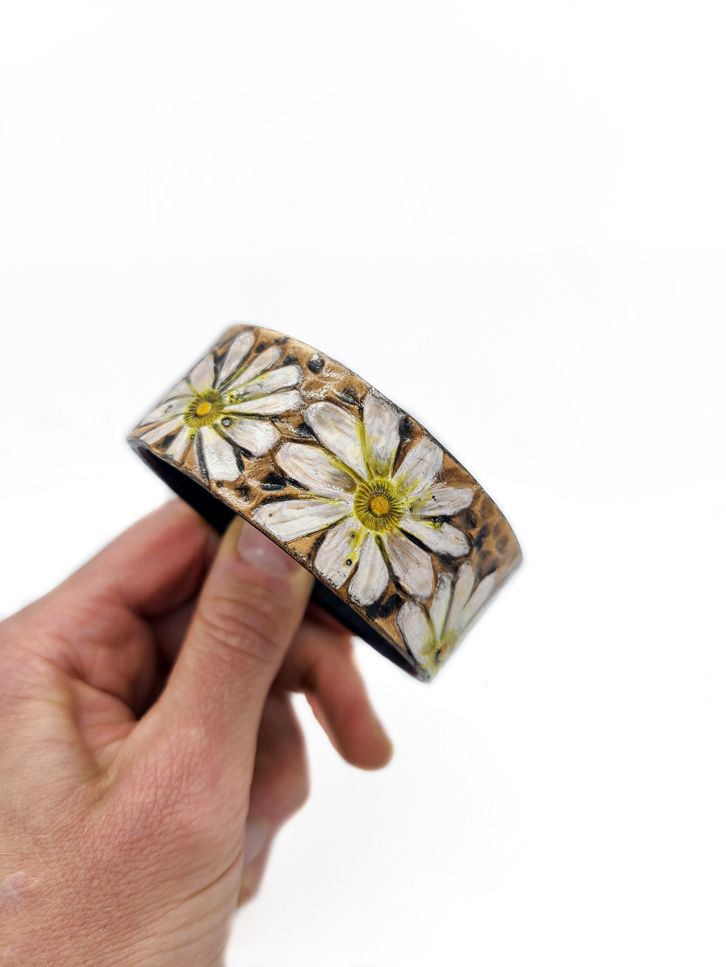 Daisy Cuff