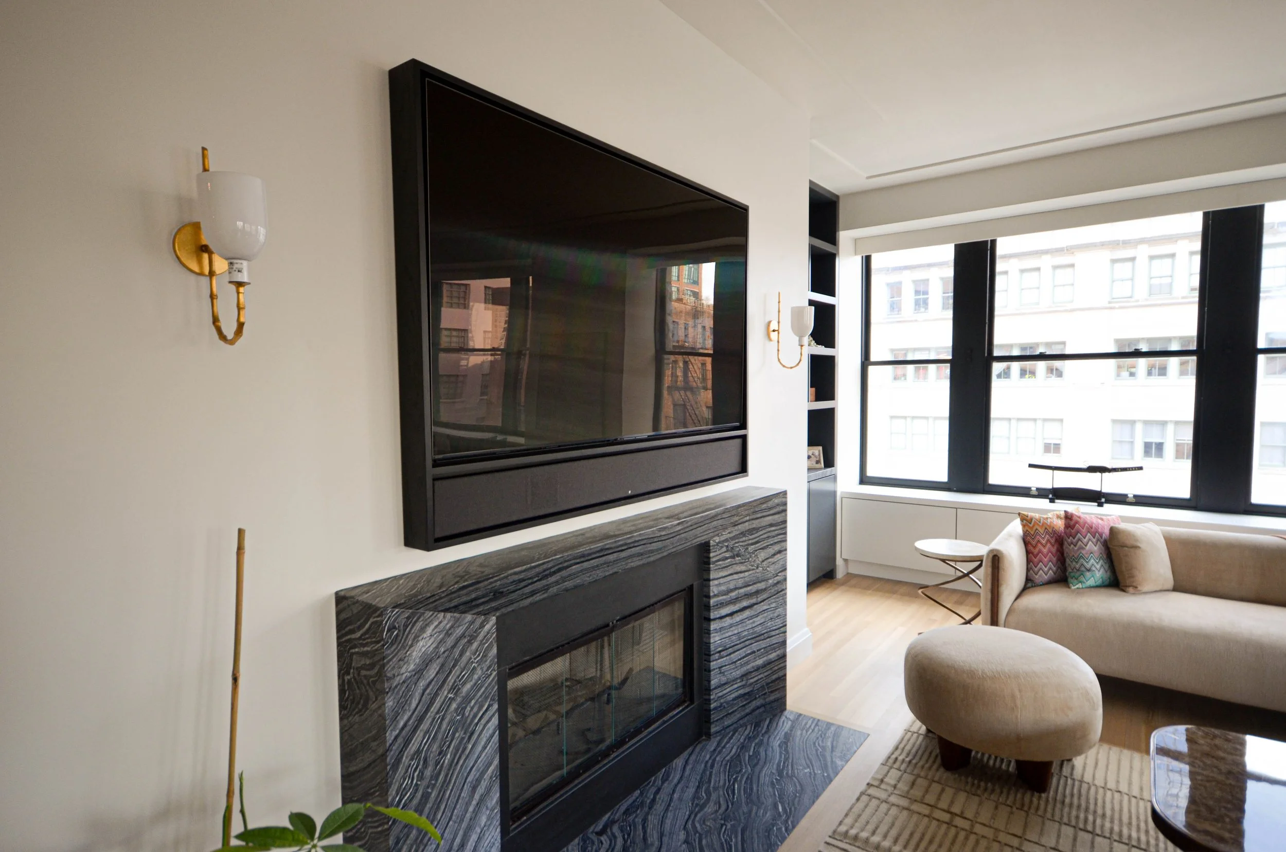  Installation by Crescendo Designs 