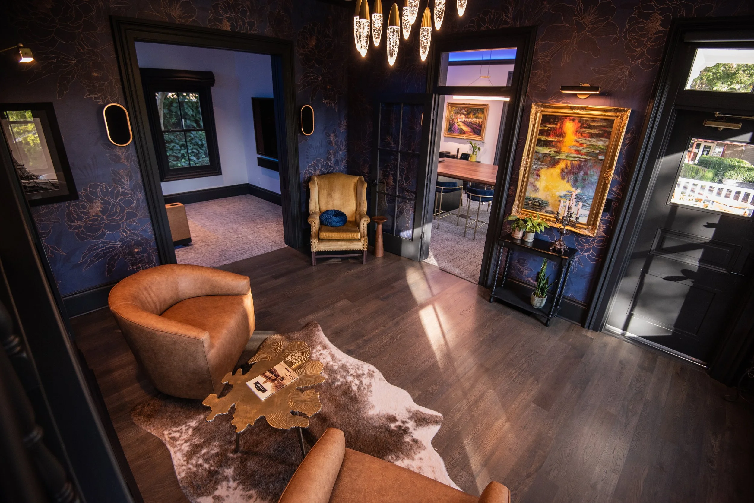  Providing dimmable lighting and high-performance sound in one artisan-inspired design, Mera Sound Sconces are artfully displayed throughout the showroom. 