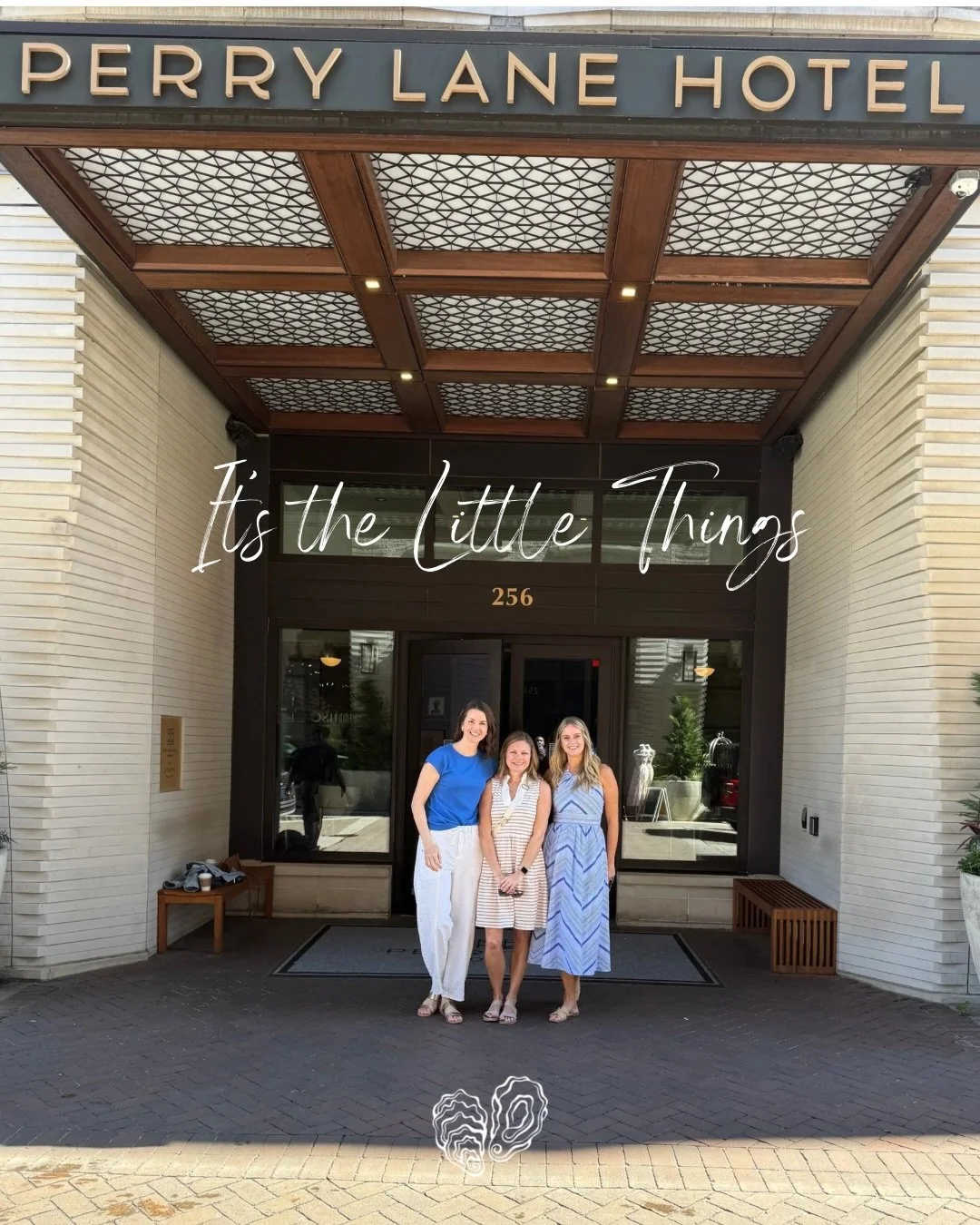Luxury is often found in the smallest details. During Tara&rsquo;s recent visit to Savannah, she stayed at Perry Lane Hotel, a Luxury Collection Hotel. One detail she loved was the complimentary champagne available to guests throughout the stay. It&r