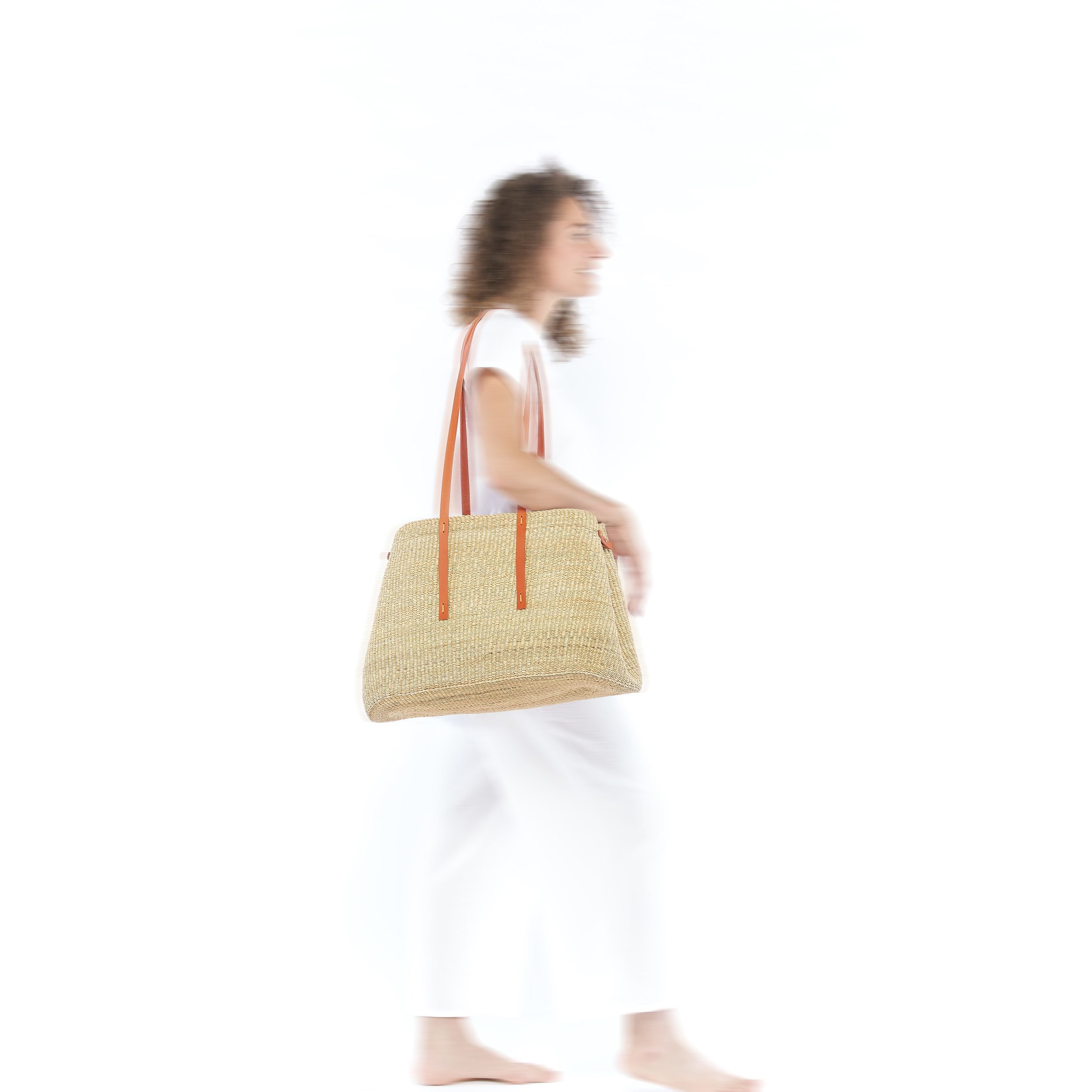 Muun - Laura Bag - Natural:Black- side.jpeg