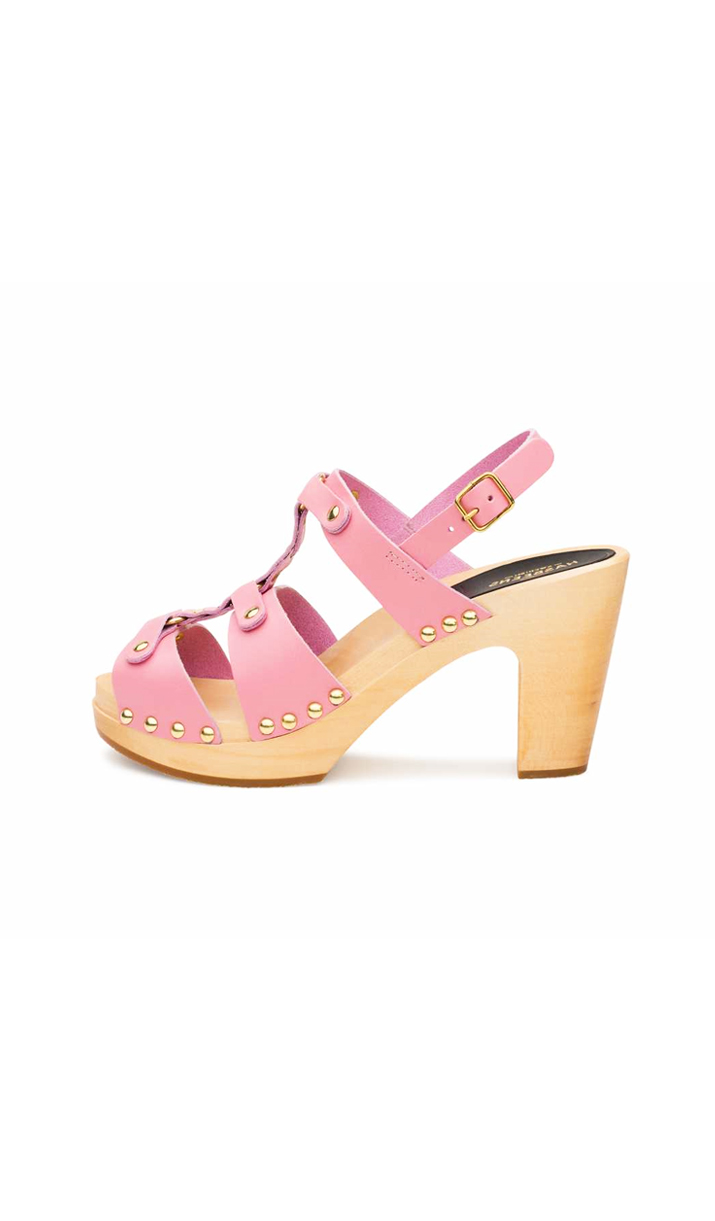 bubblegum pink sandals