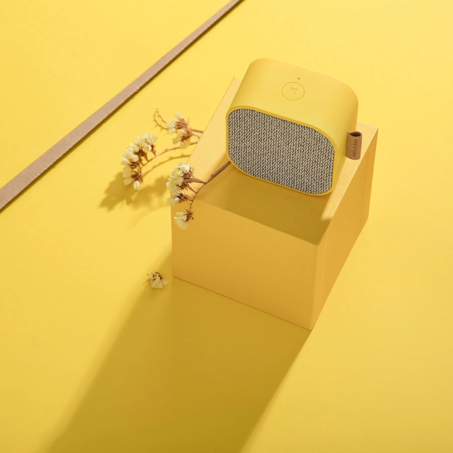 Kreafunk - Acube bluetooth speaker - fresh yellow
