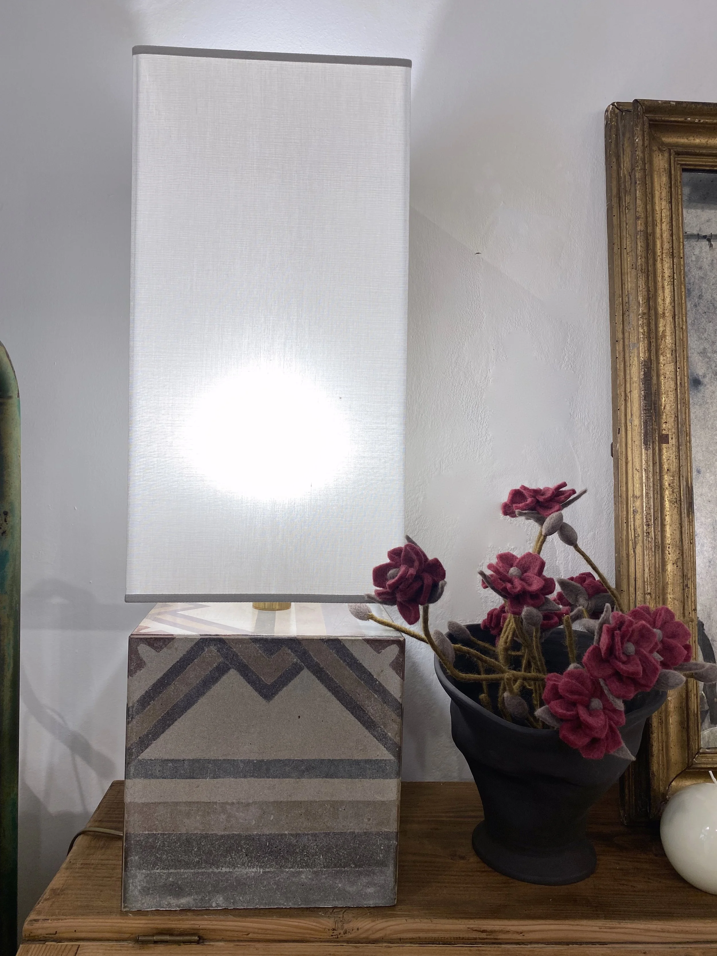 Cementine table lamp - grey