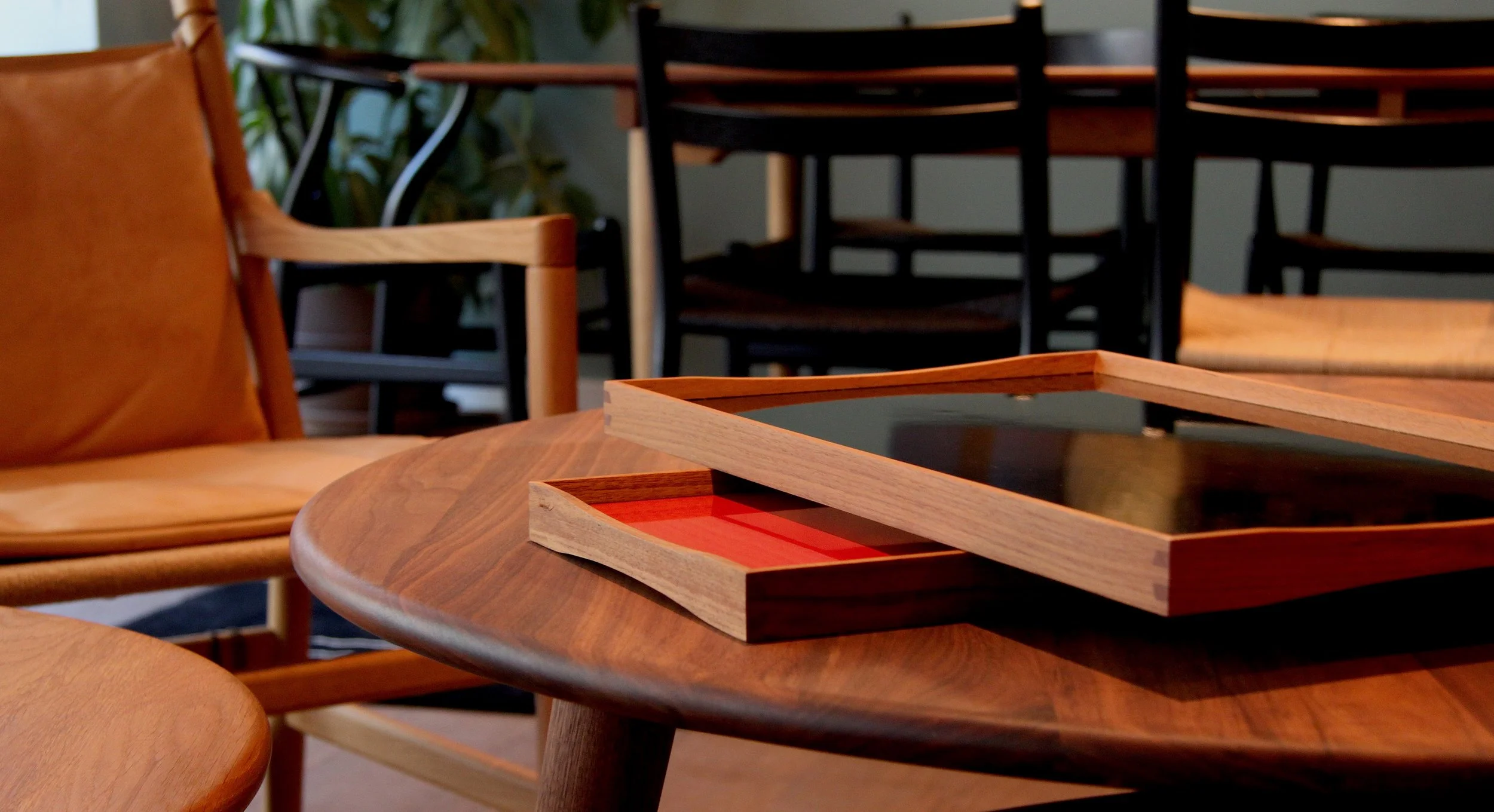 Architect Made - Turning tray large - Red & black — Vico dei Bolognesi