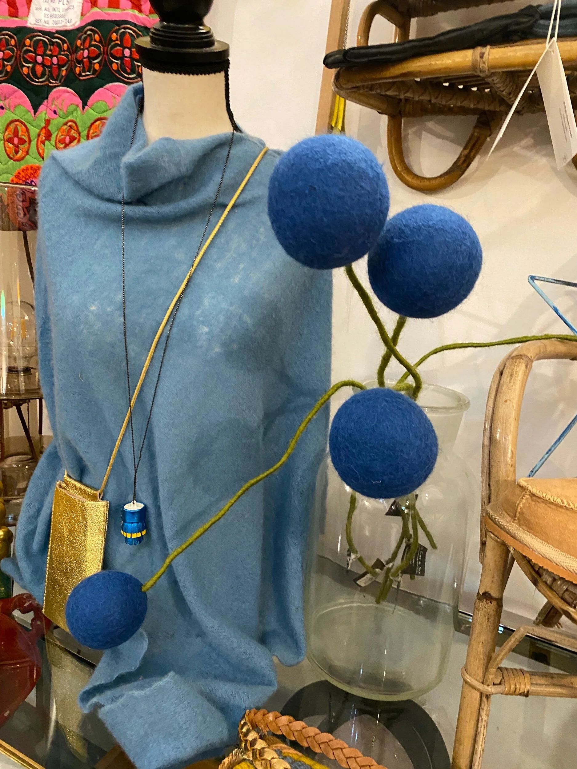 EAFDF792-F721-452E-9B4B-B86013F215CC