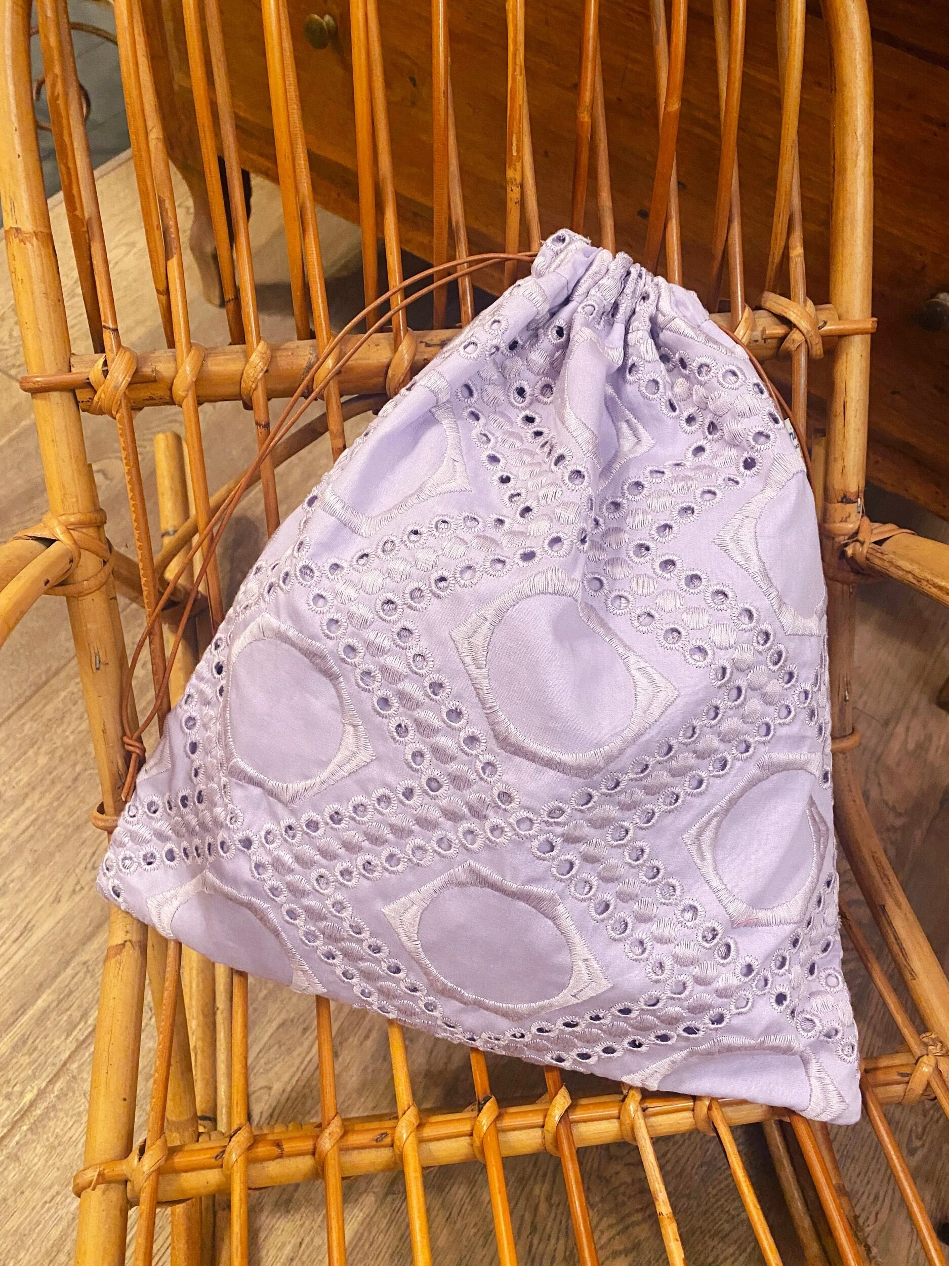 21CFCC47-B116-43B5-A1CF-3500F93AD61A