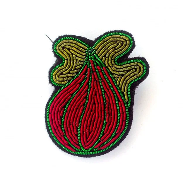 Macon et les quoy - Fig brooch