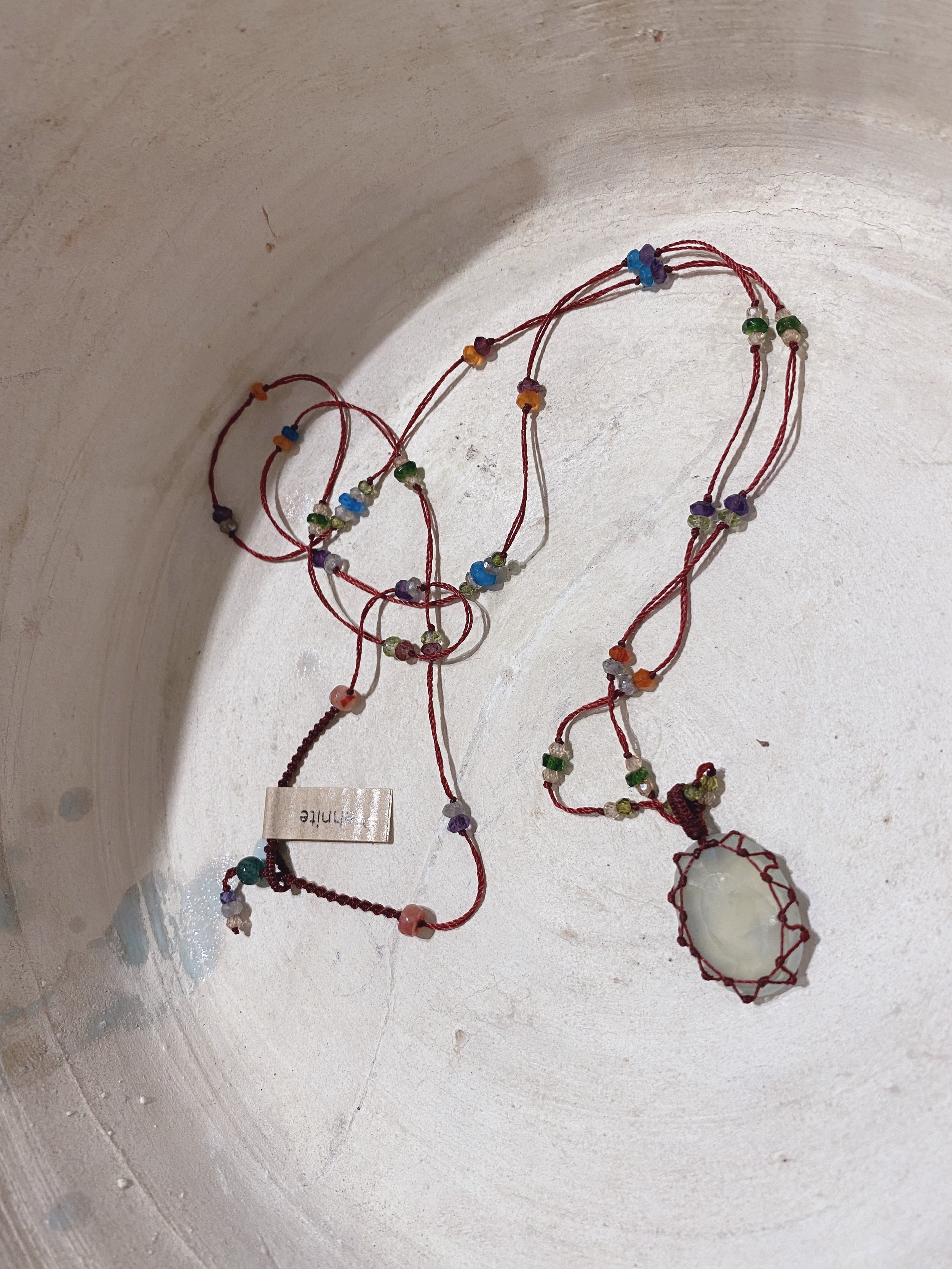 Sharing - Long necklace - Prehnite