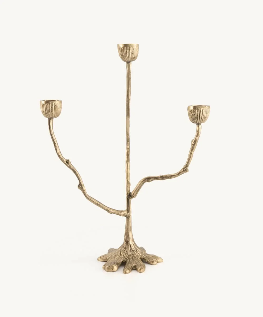 misty-triple-candle-holder-doing-goods-1.20.30.036.921.5-01-off-white-web.jpg