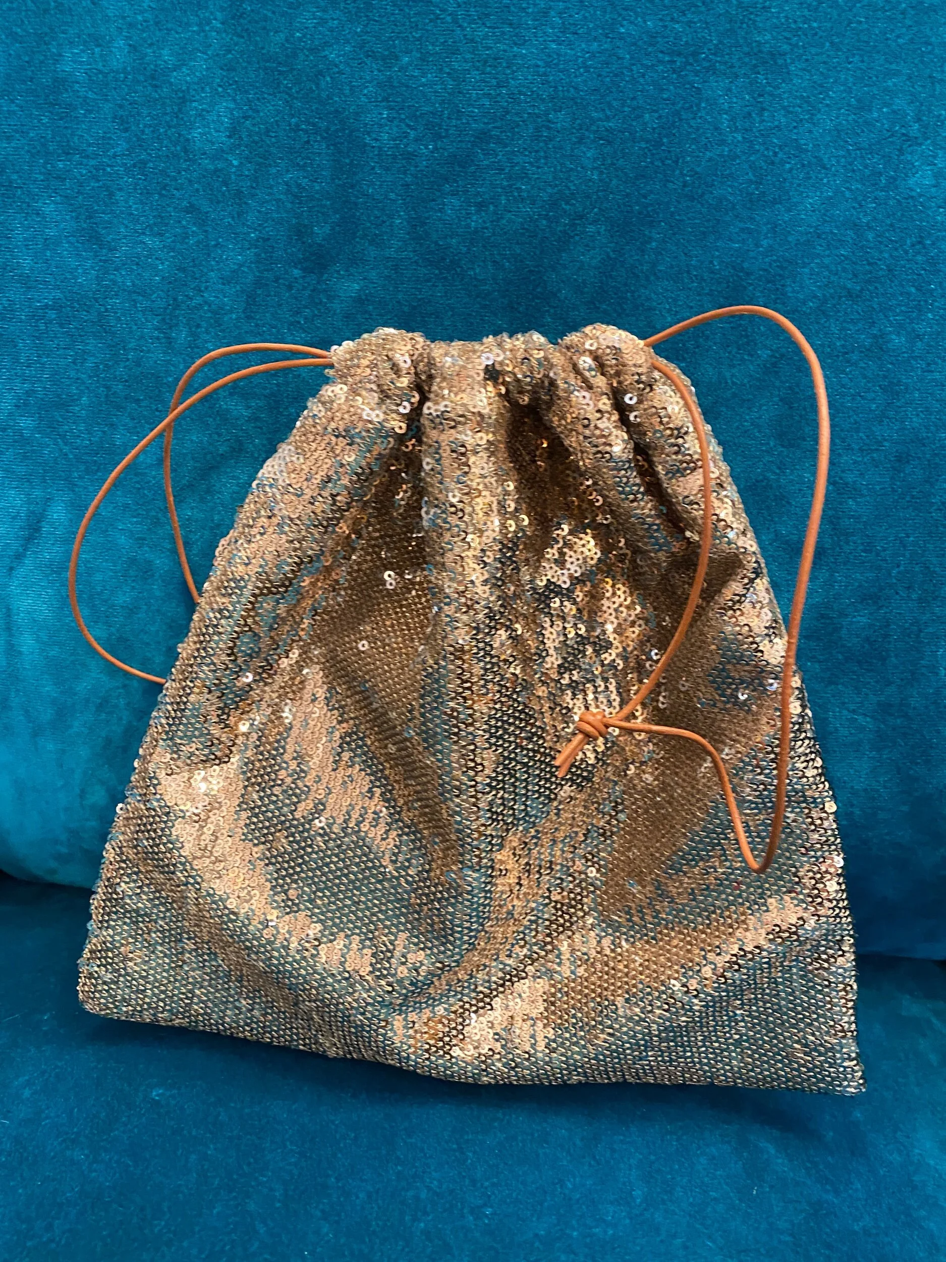 97657797-B47D-449D-8BFD-096189133706