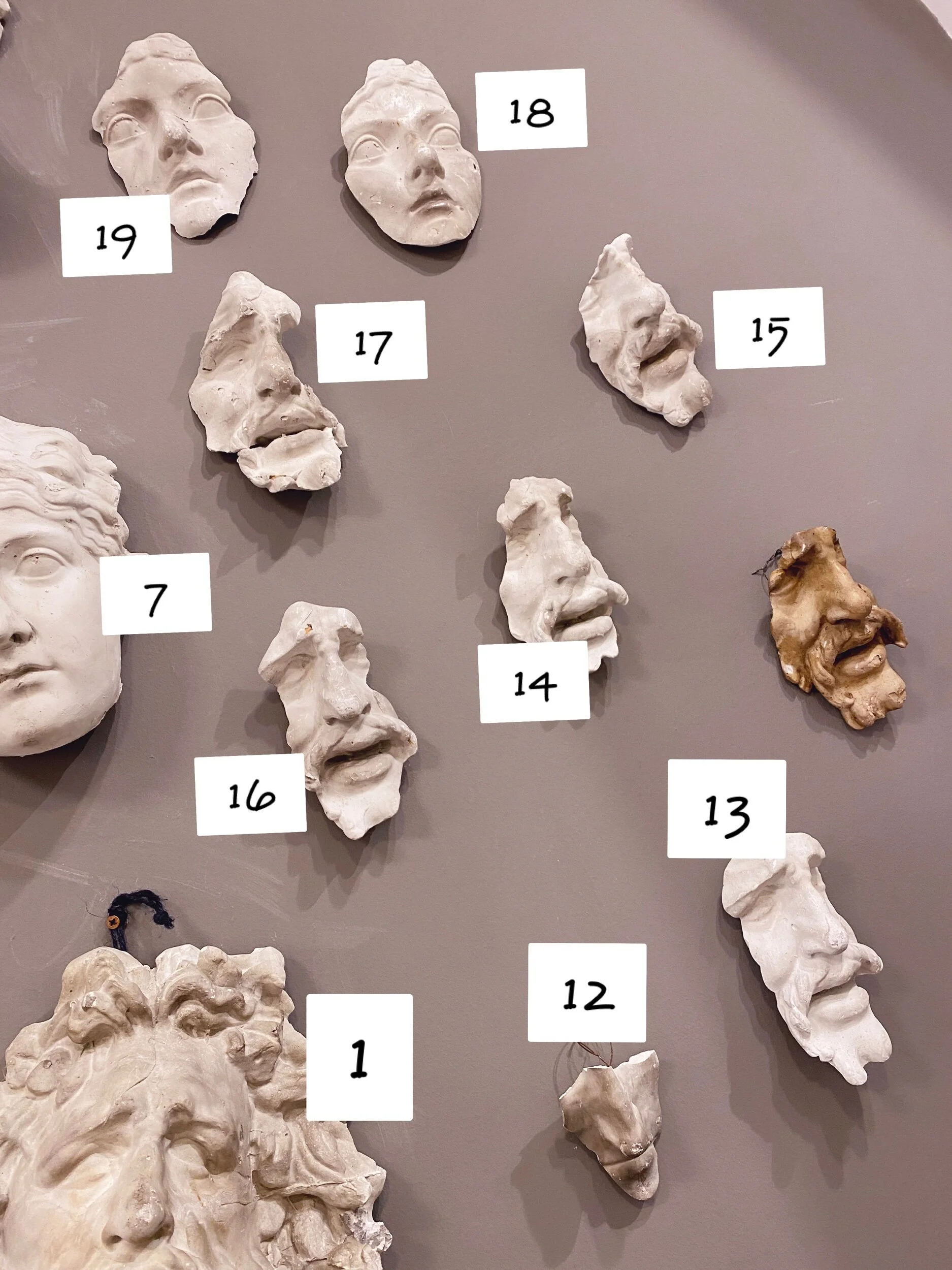 23430285-8689-49C6-BA1A-4071CB6E9095