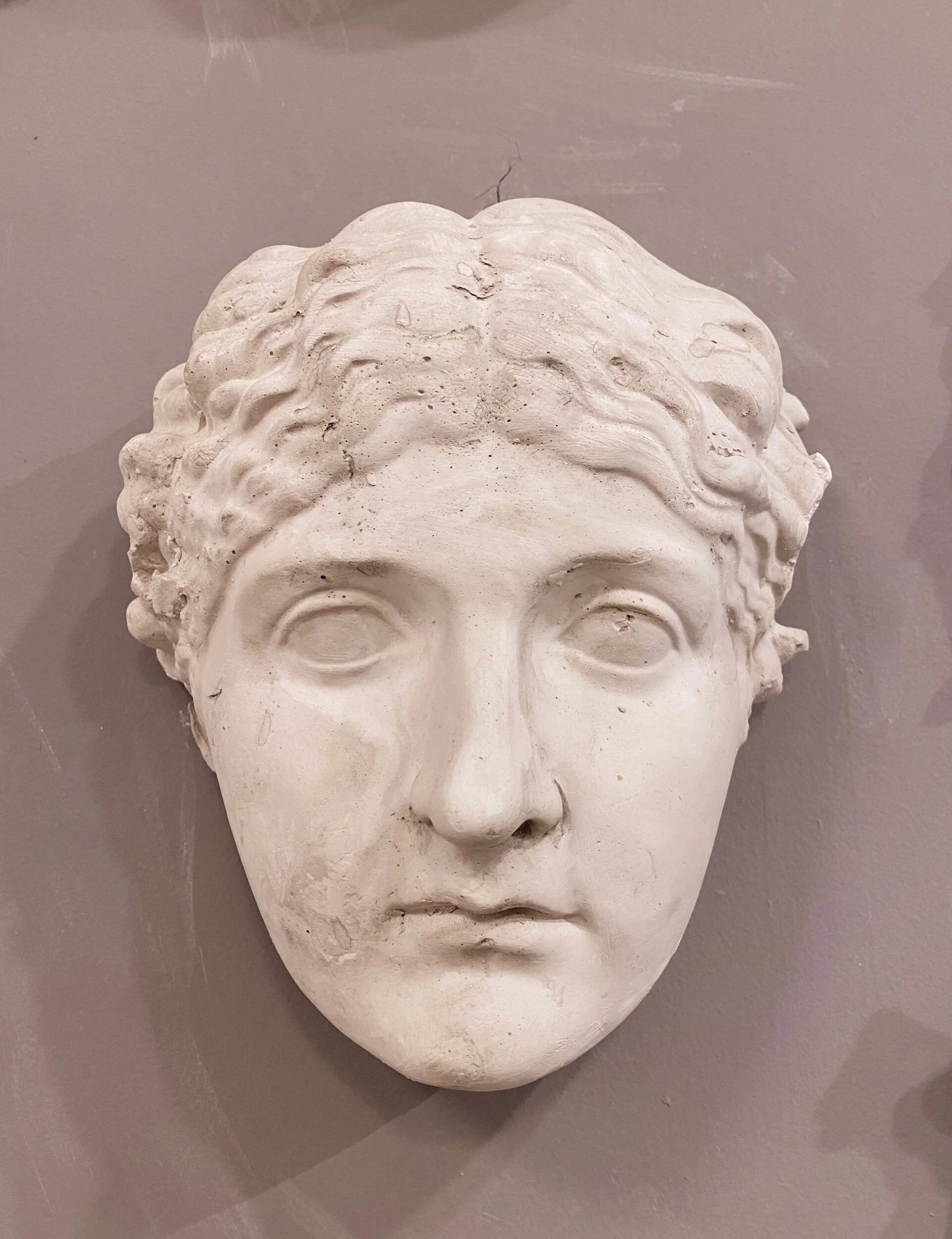 DD89BB7C-BF9D-412B-874E-49828F9E09D3