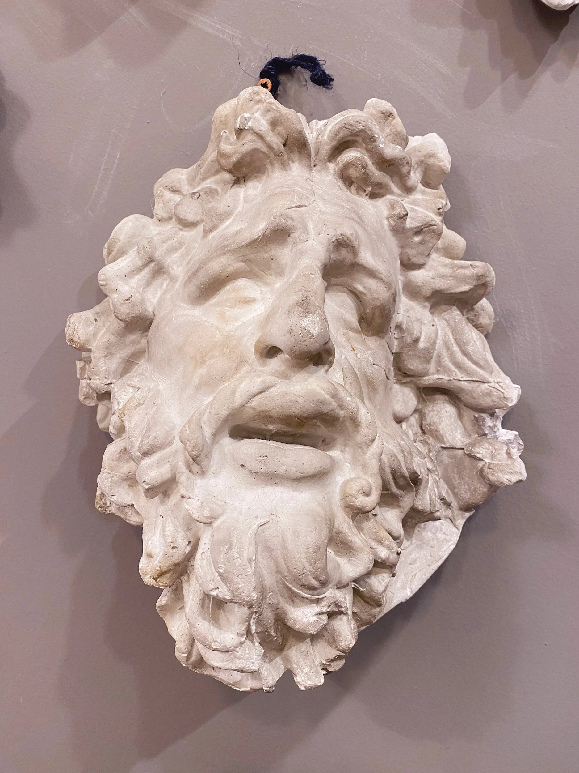 DD5610AE-8472-4F2B-9937-4E11C2538011