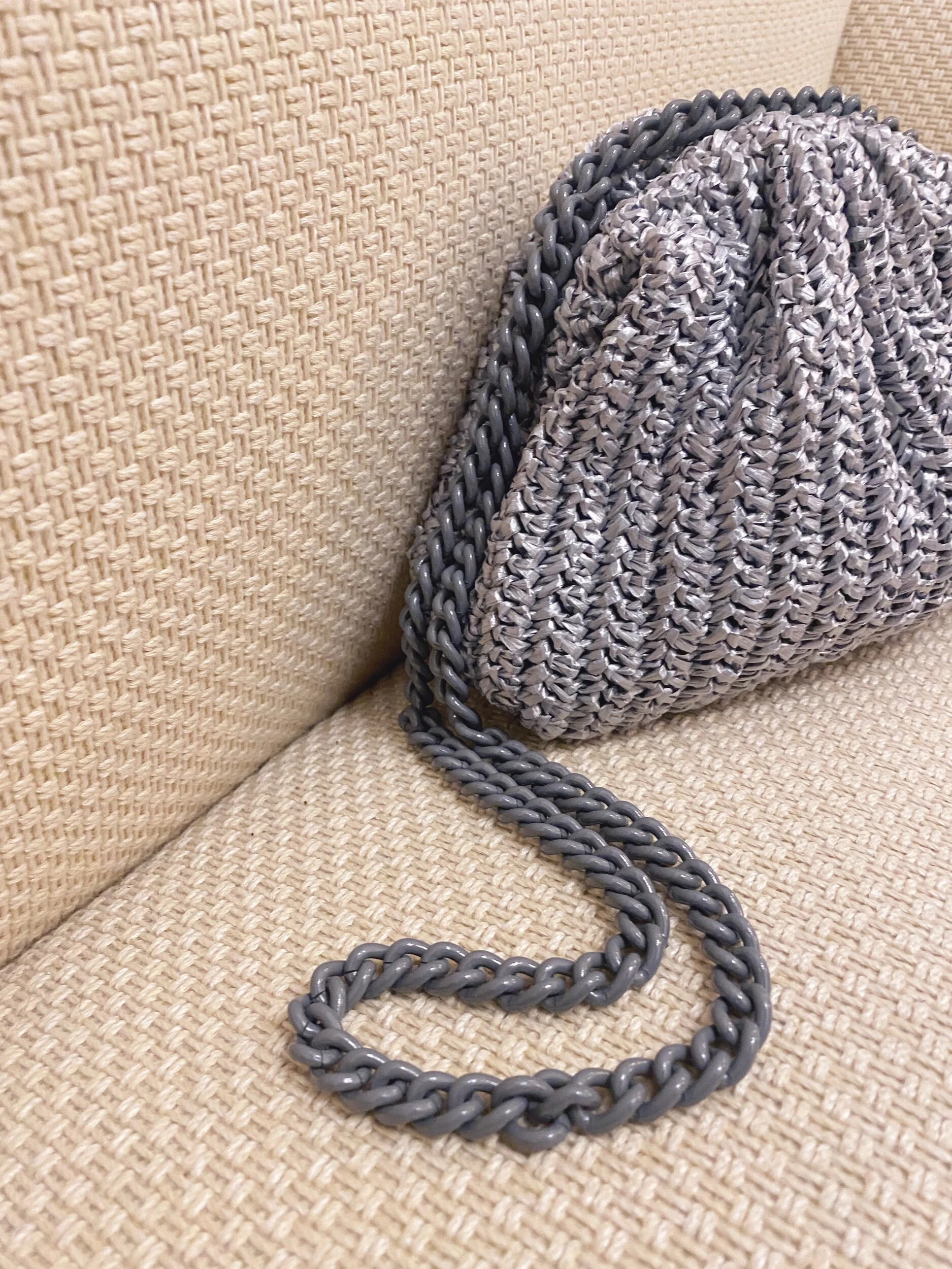 C2369B04-FCD5-4D4E-99E2-B2542275F0FA