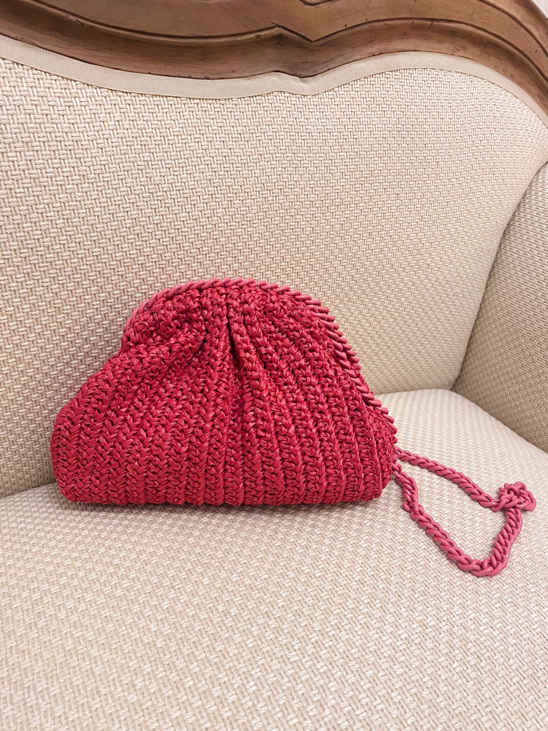 3247EC7C-B801-4D80-BF14-27D196C183FA