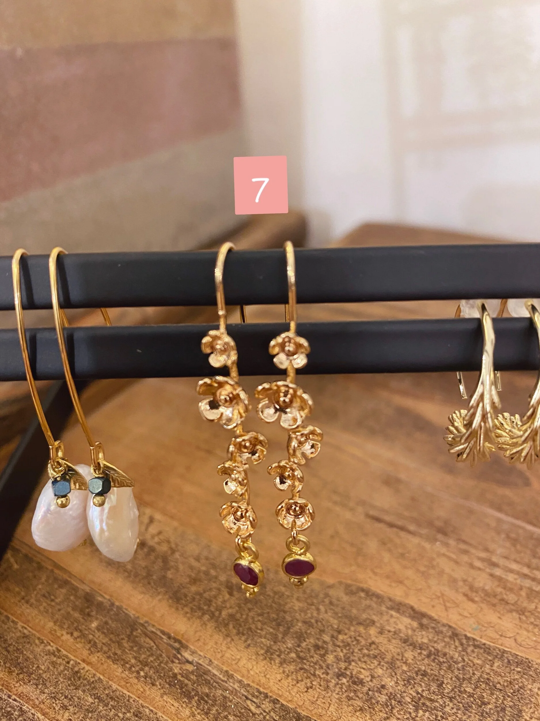 19ACE815-C243-4239-ADDE-4C6168976229