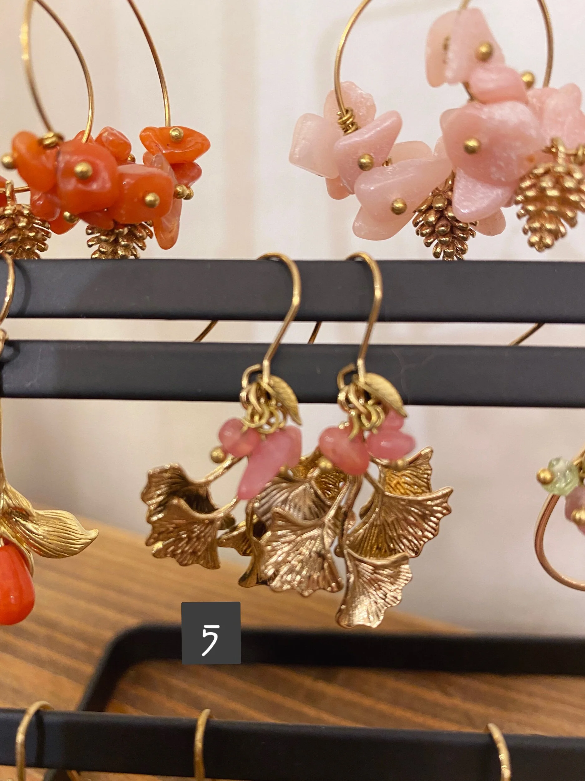 4D41F0D5-7761-4389-9851-F954A9F956DF