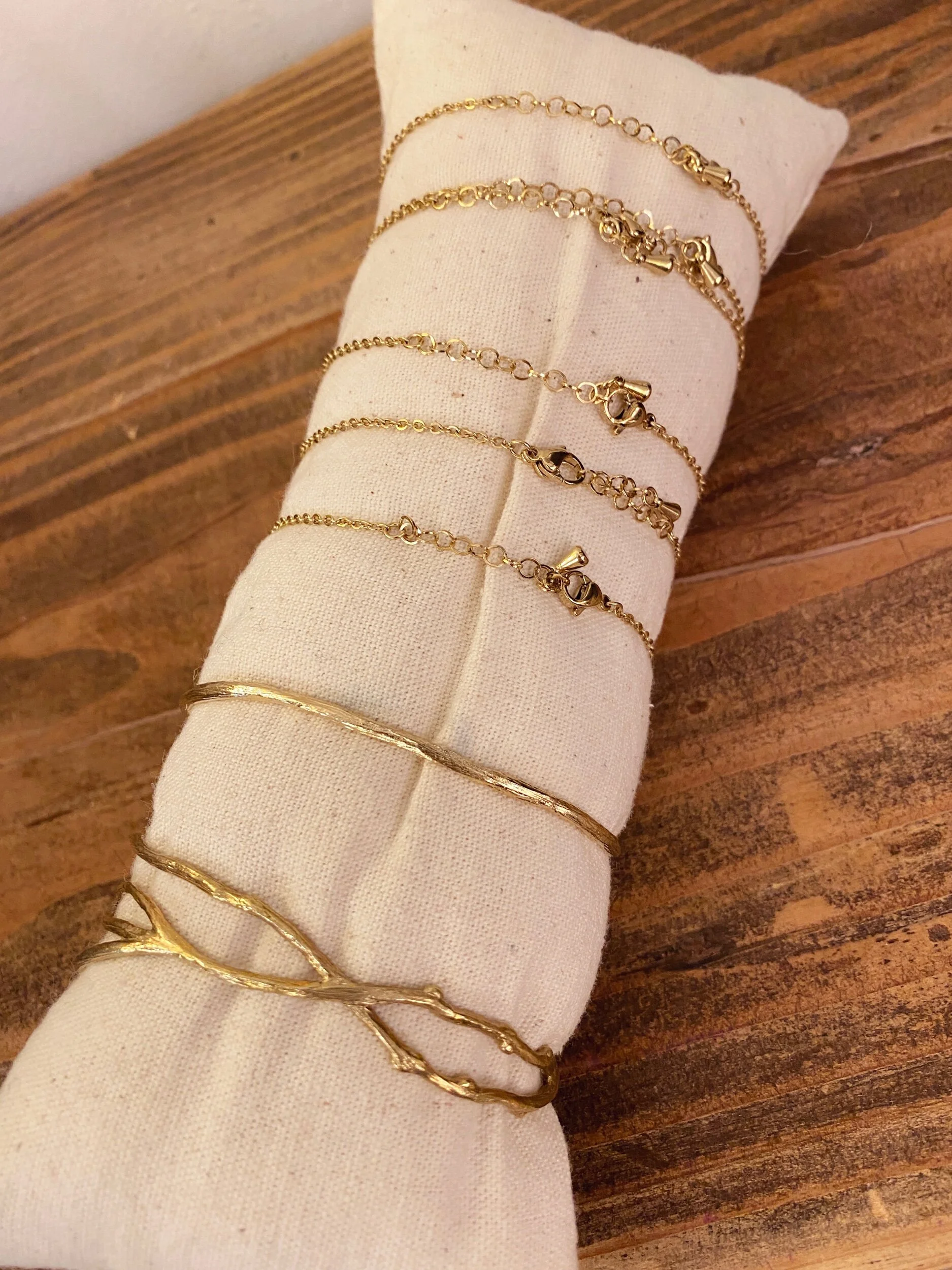 A7E03E06-F210-4640-ADB3-915EA26EF4D4