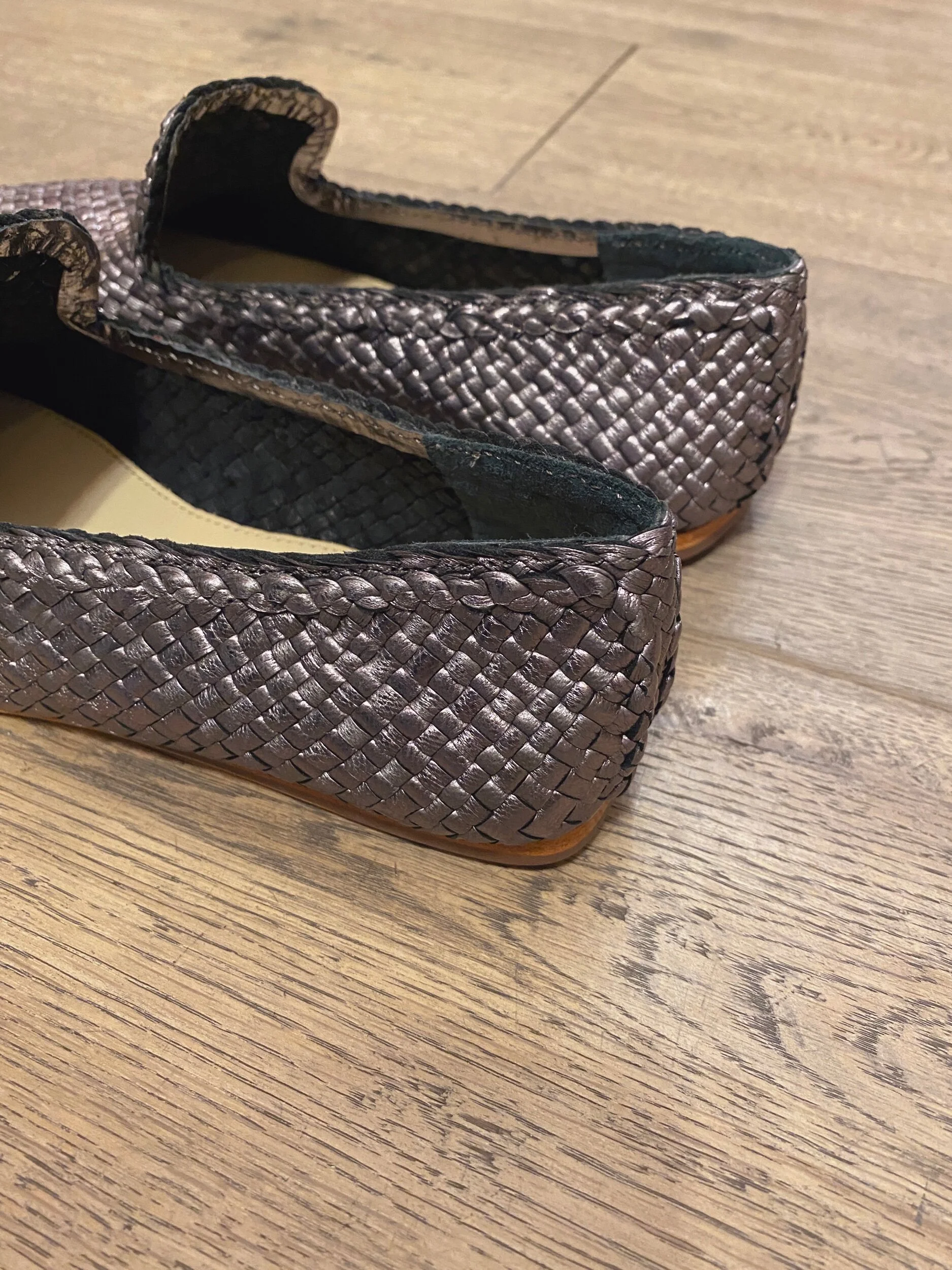 E5FB513E-7FC7-4C2D-94D2-DE39968A2C41