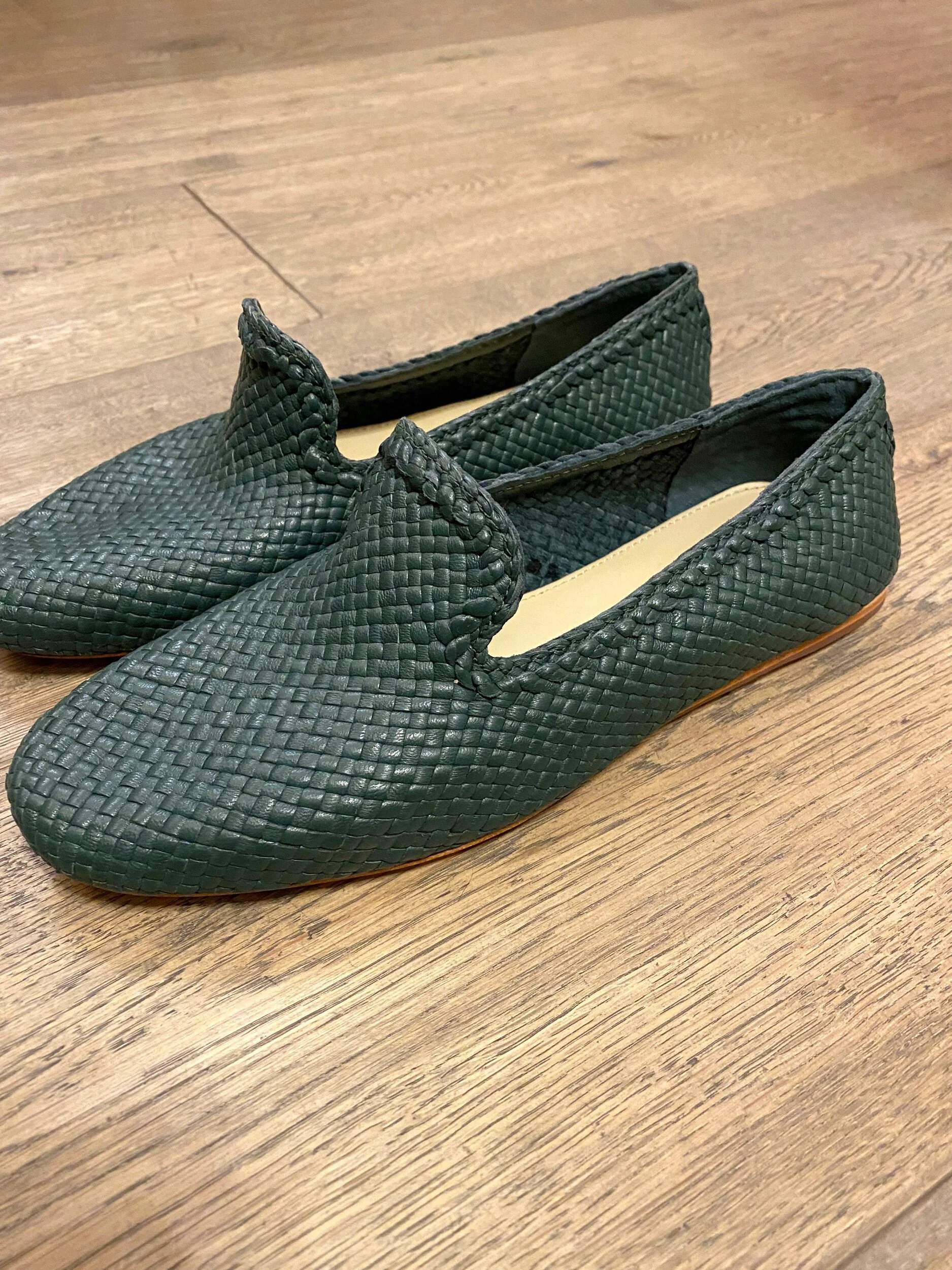 0E14C650-3E60-42D9-955F-4745CFDFF410