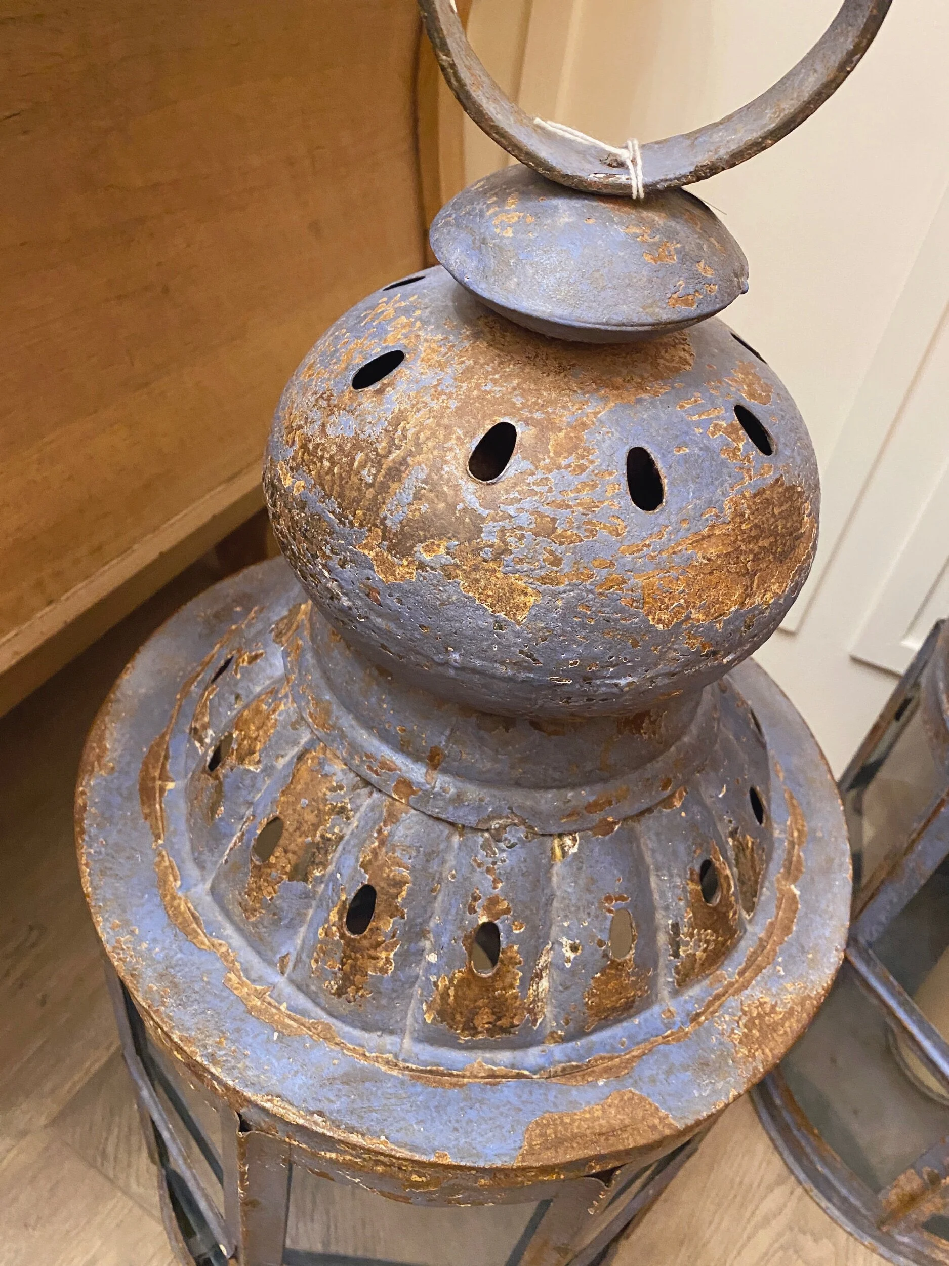 C174BA75-BC23-41D0-AFD6-FE4738943F16