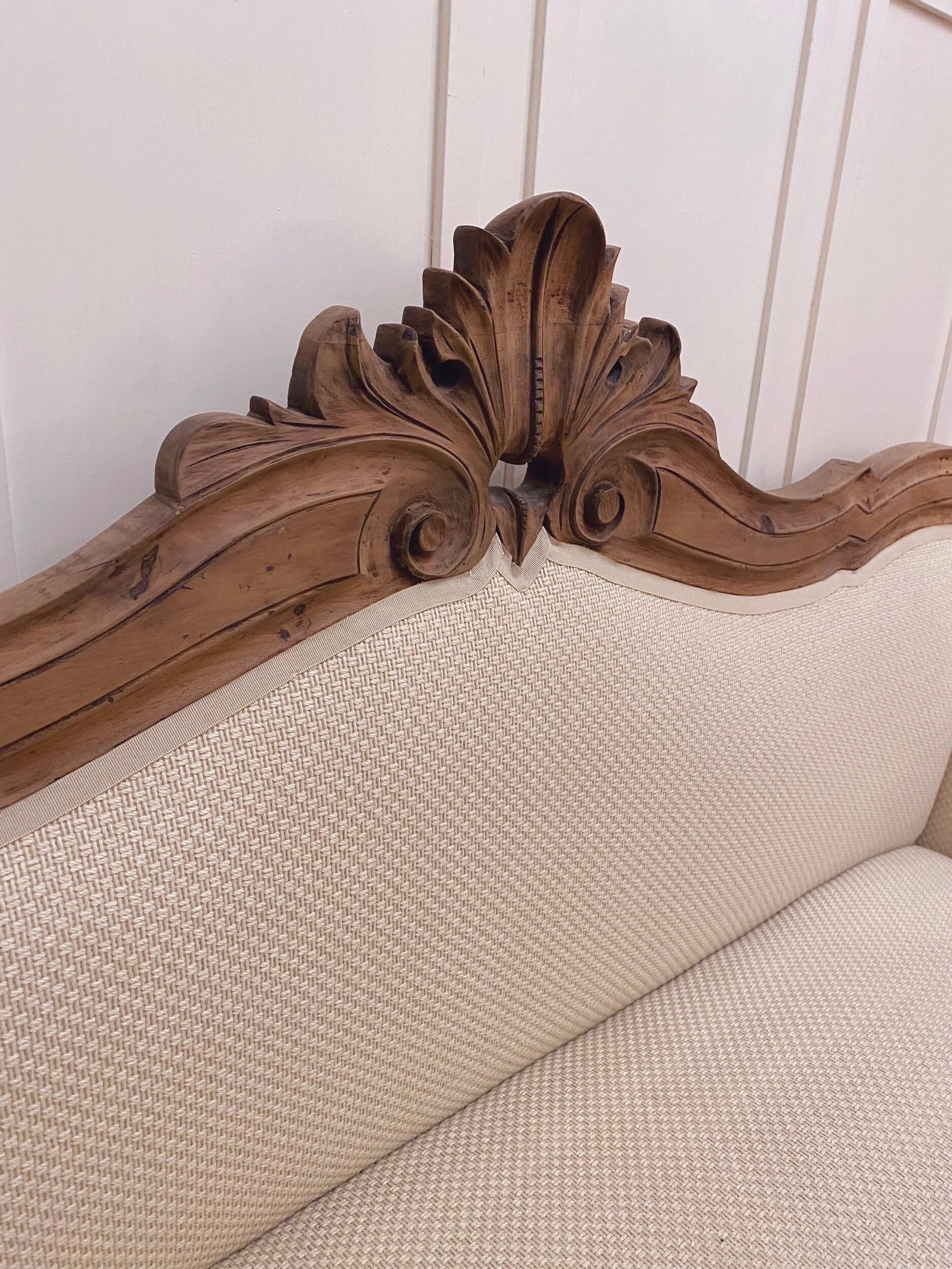 B59565F7-5558-4794-9D43-18B77BC70A22