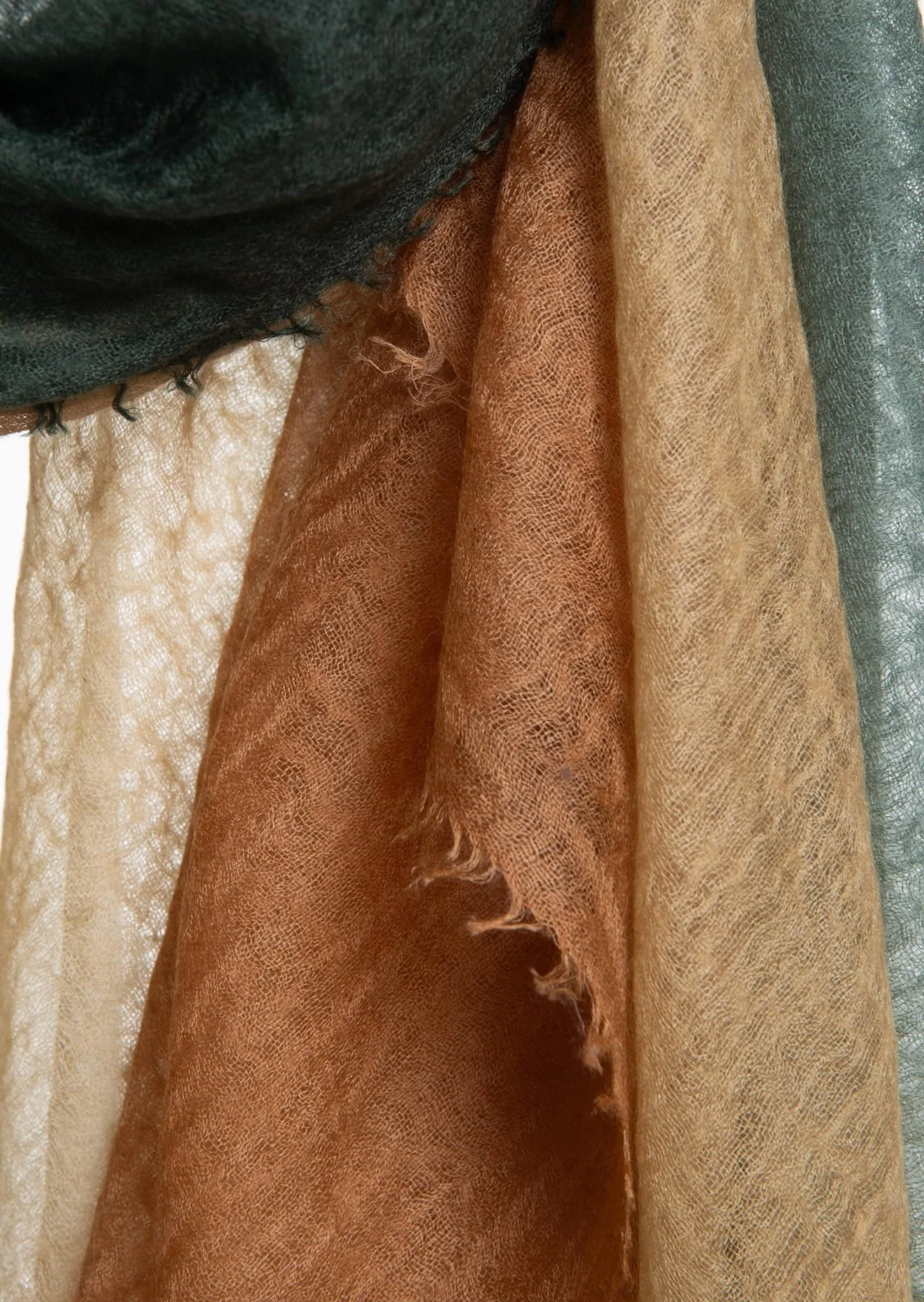SOUFFLE SEMI FELTED DEGRADEE forest cane walnut1.jpeg