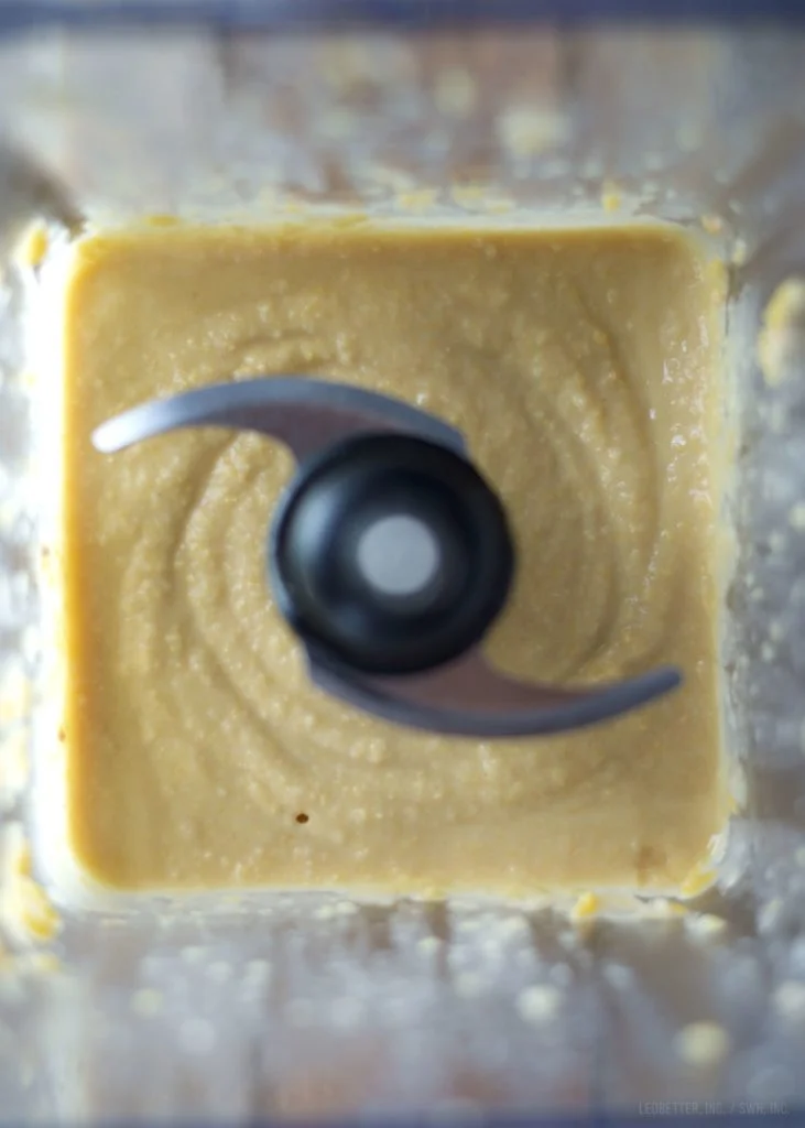 Iced Cinnamon Roll Blondies