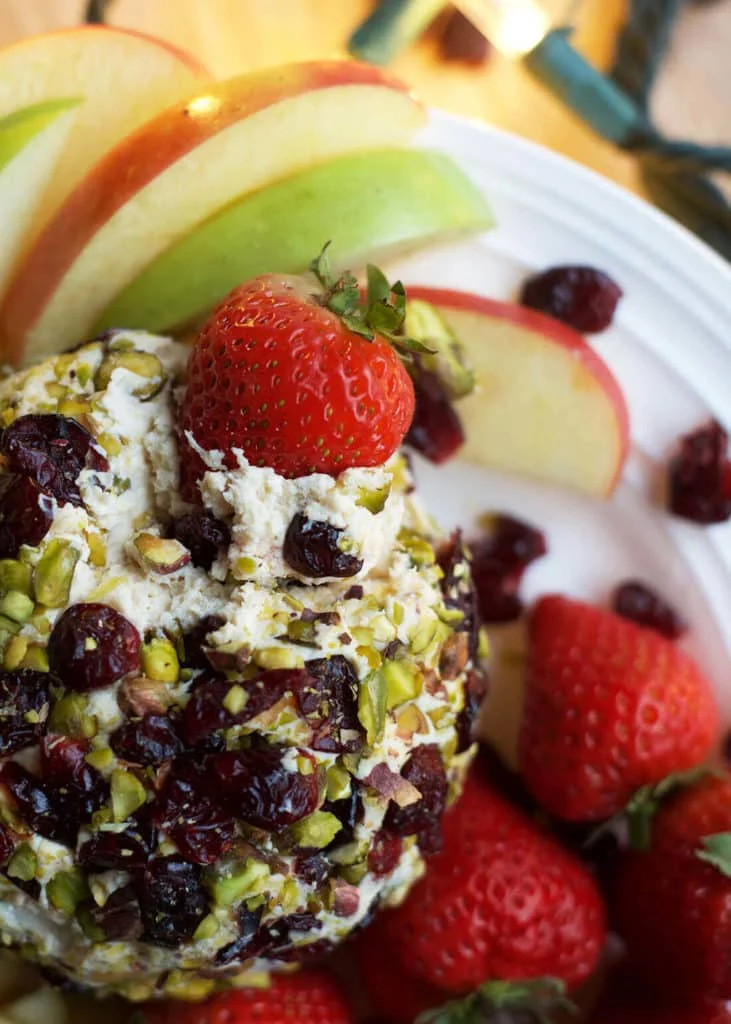 Cranberry Pistachio Cheesecake Ball