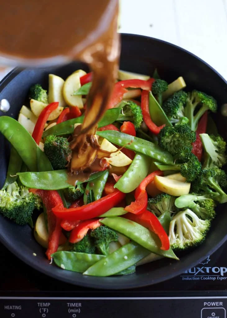 Shrimp Stir-Fry with Peanut Sauce