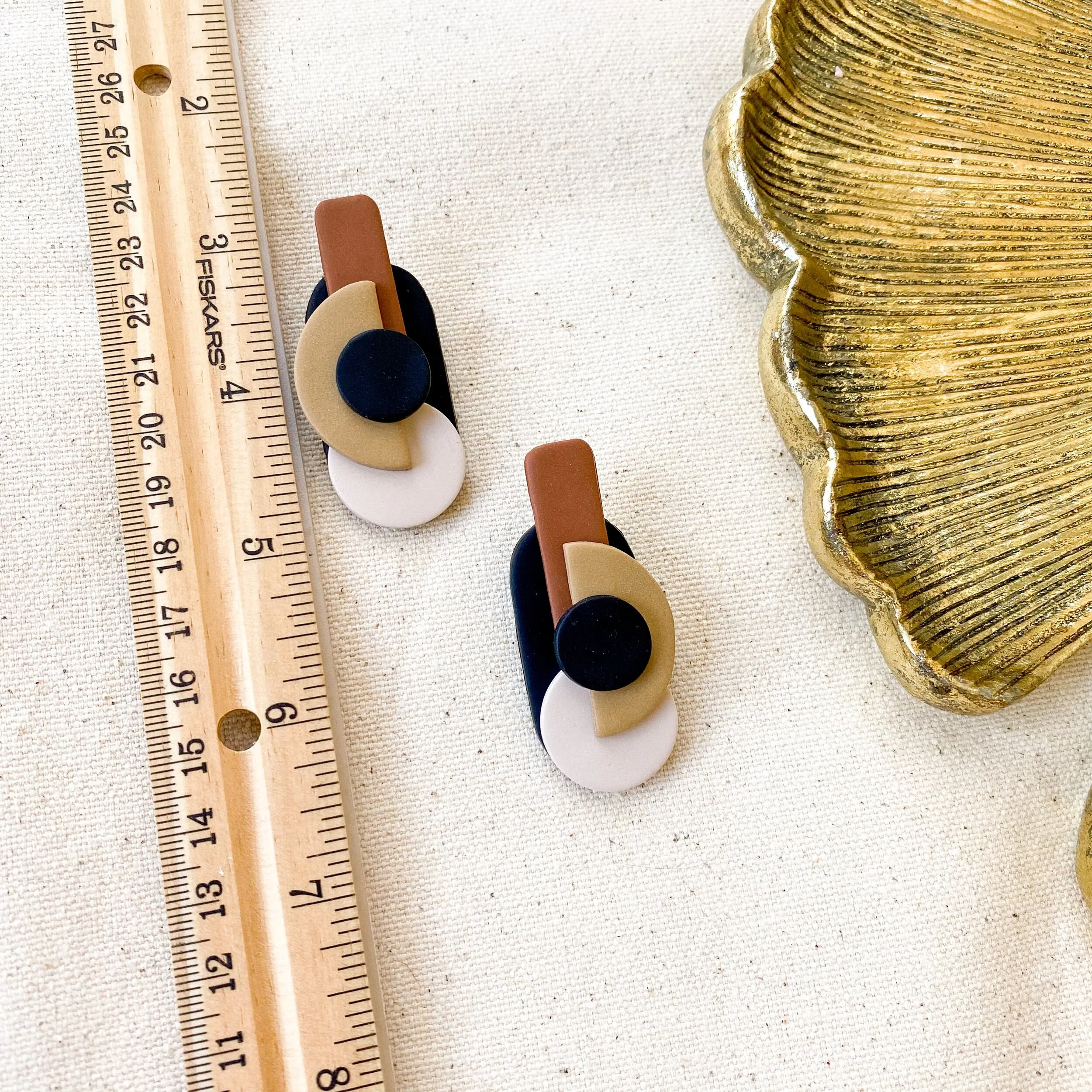 FD740CBF-339A-45FC-B764-7BC909D43644