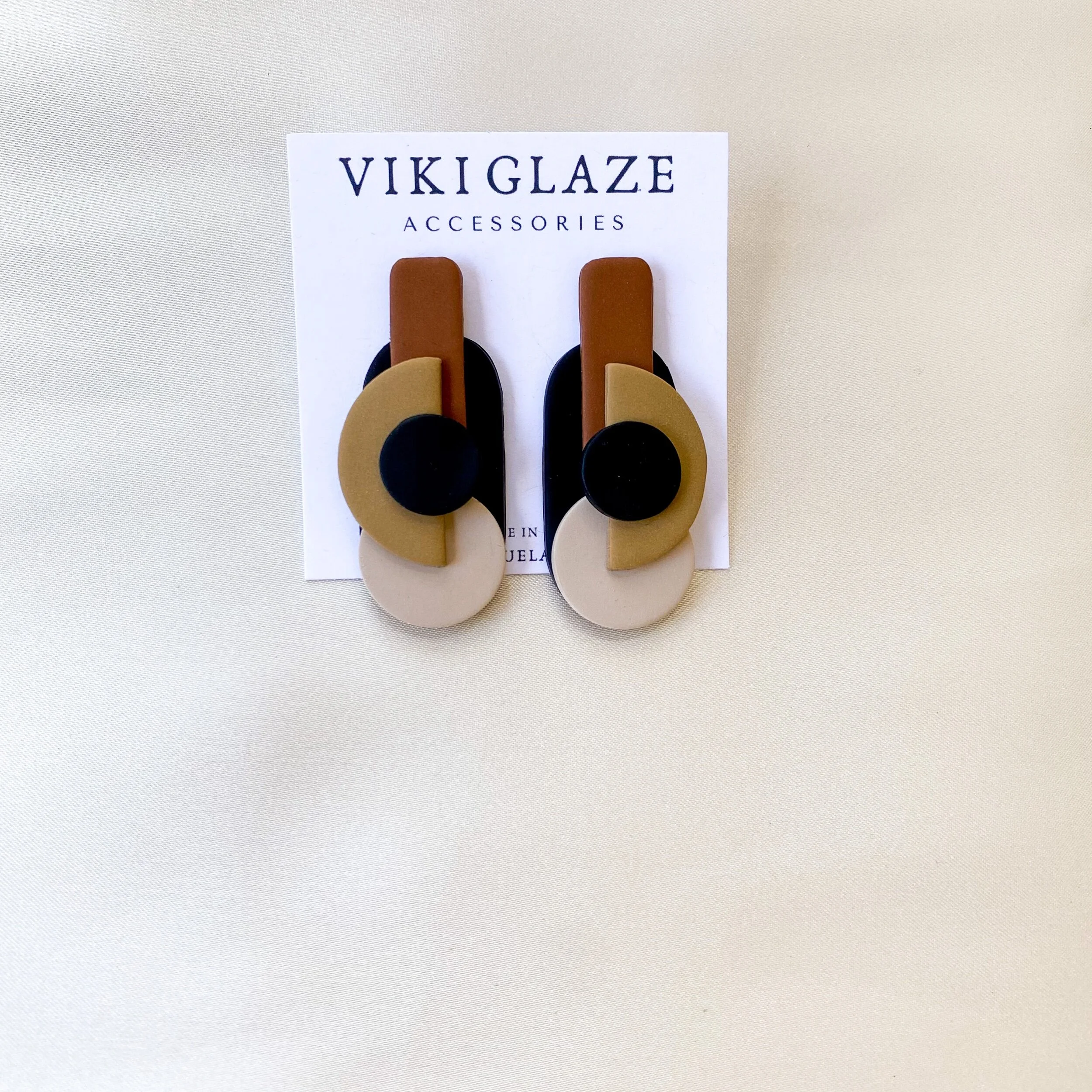 45134237-DF4A-435E-AE99-FC21EE25BFFF