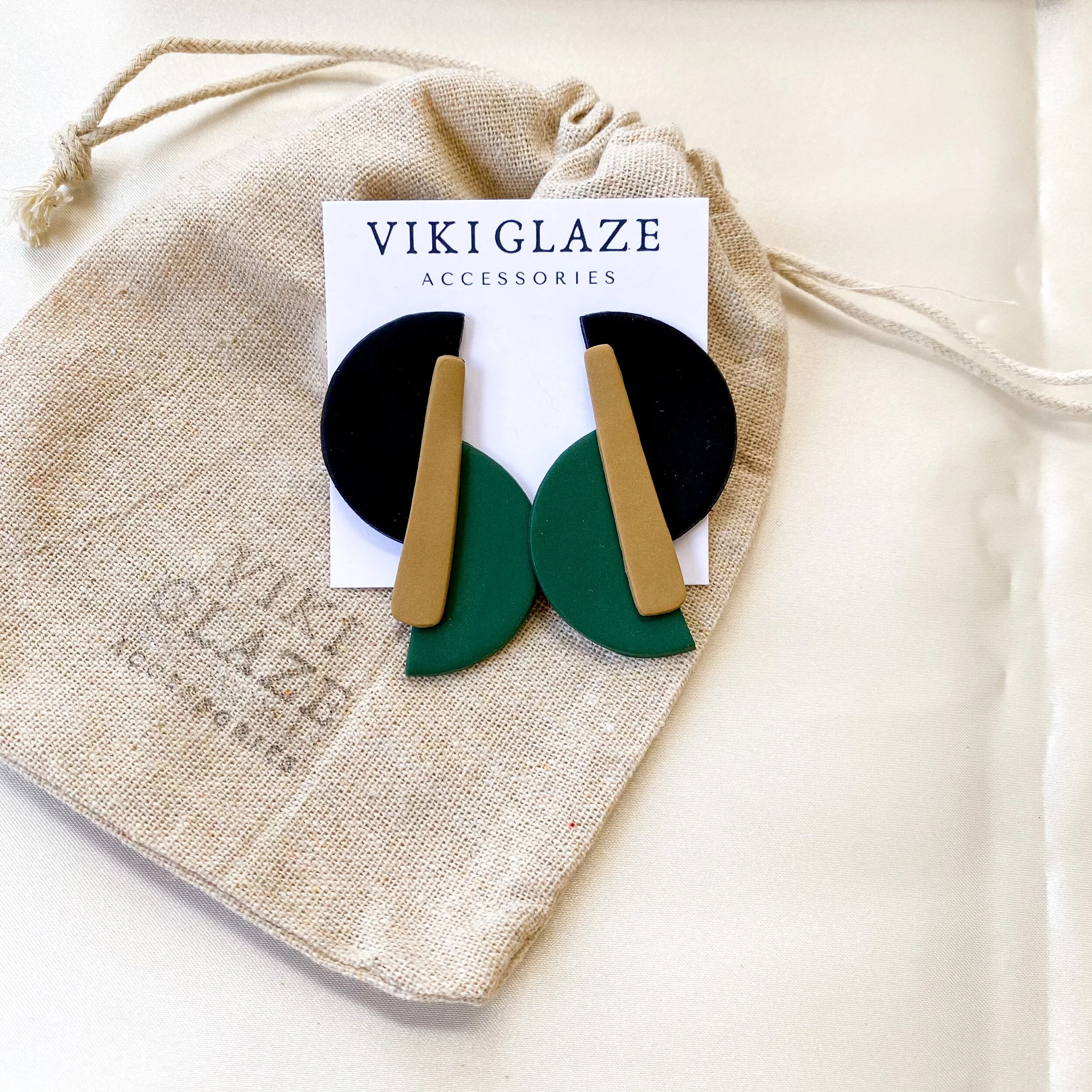 B8003D9F-CF91-4C33-8C22-B037D3CD1585