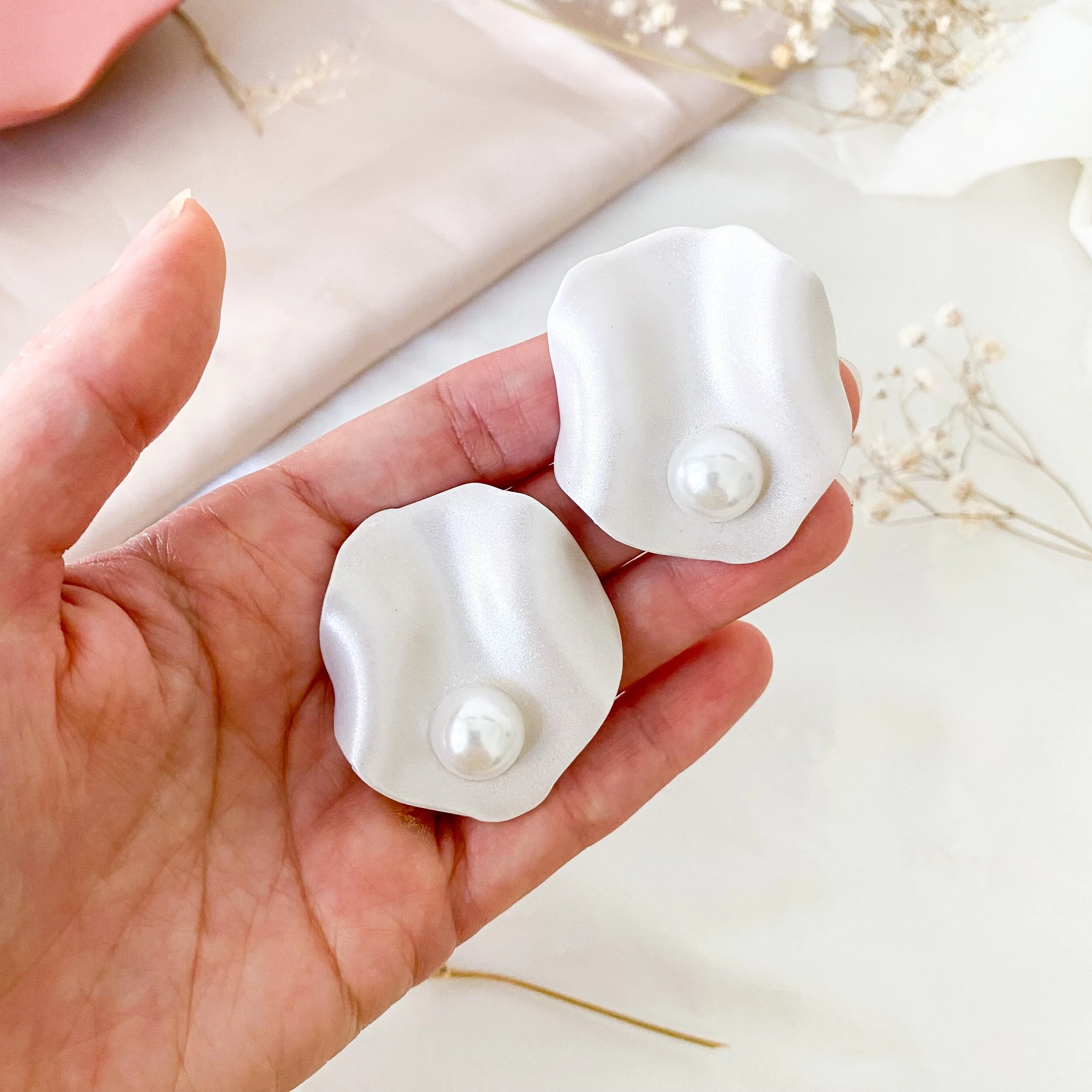 D6AC711E-FD1D-47F5-ADA9-25D9D4613DBA