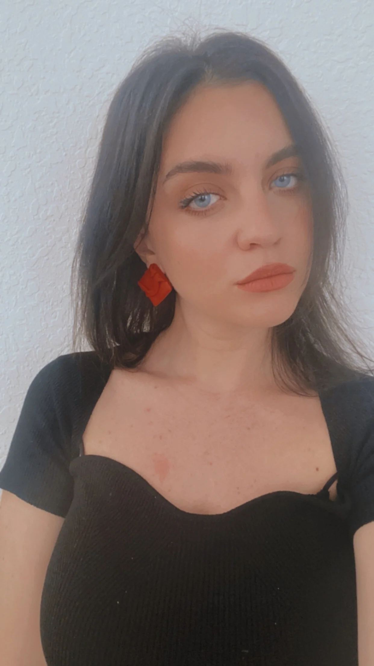 EB713391-C159-44AF-A0DF-4DE64F0D3A4D