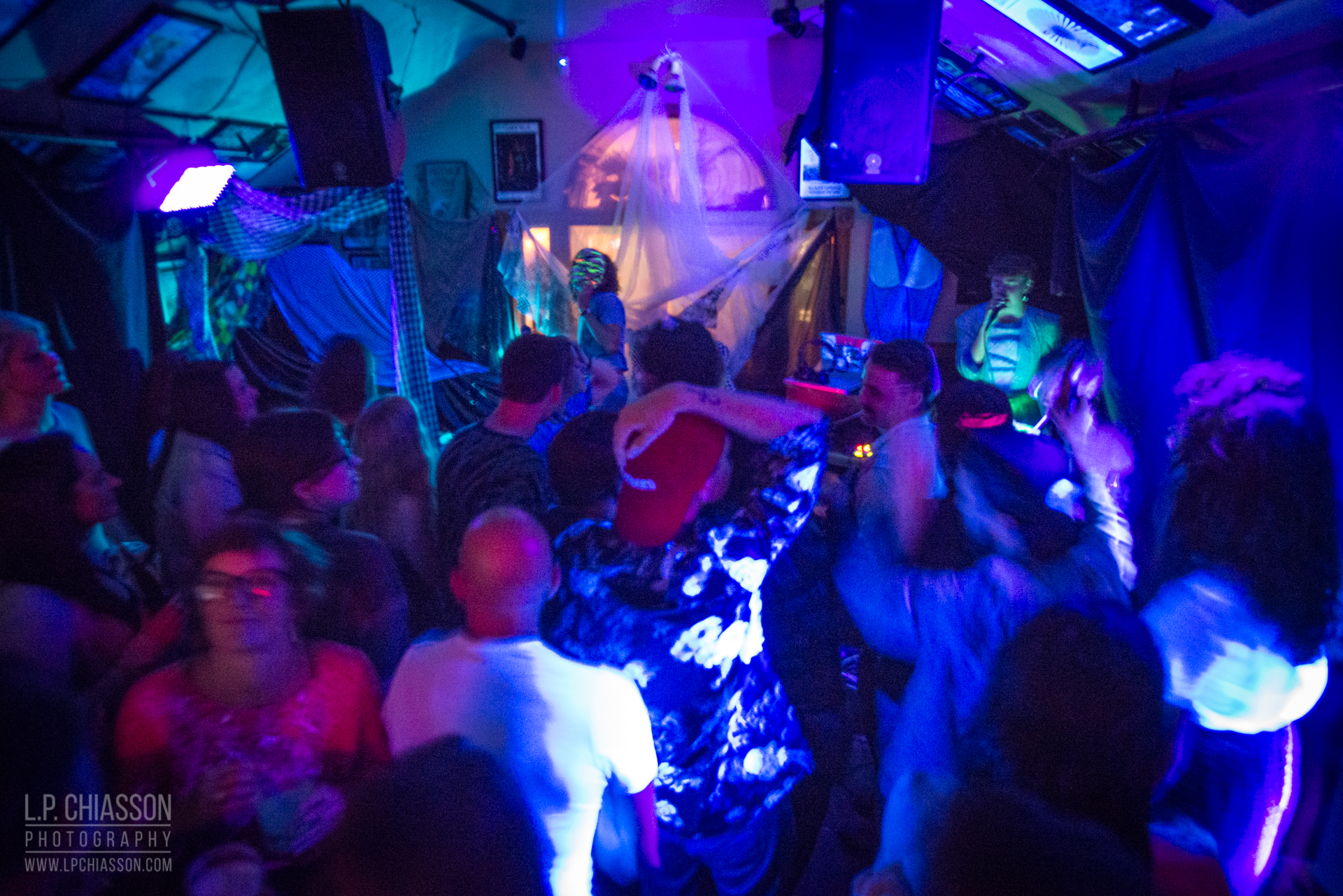 Glam Cave. Photo: LP Chiasson & Festival Inspire.