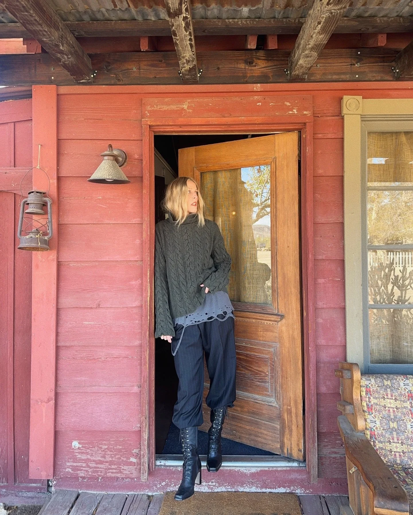 Bringing BOOT-TUCKED TROUSER season to the desert doorstep&hellip;