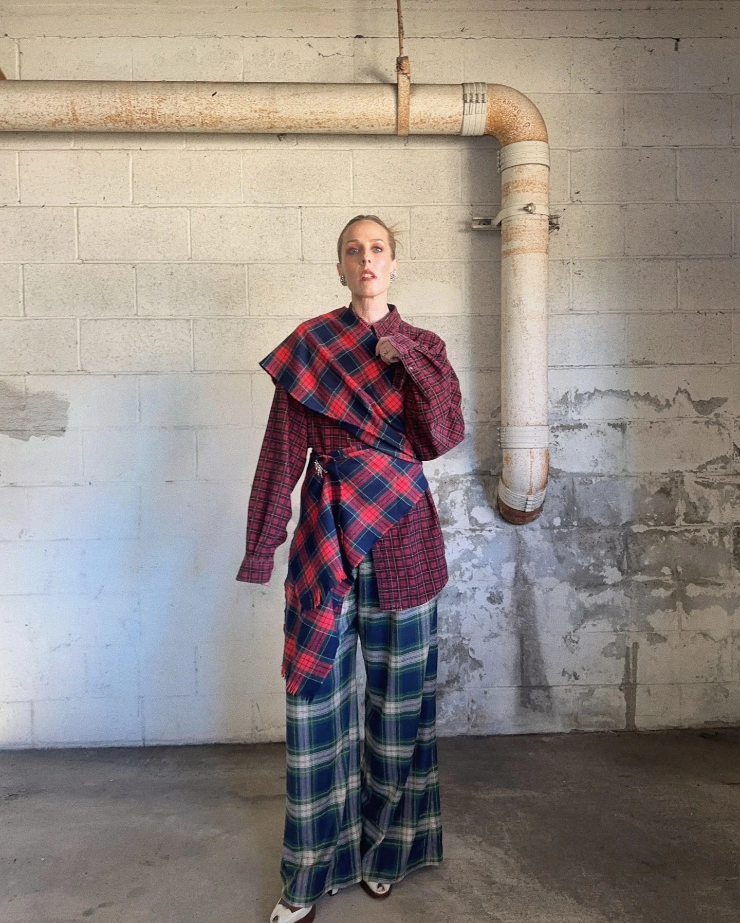 GIFT WRAPPING in plaid.