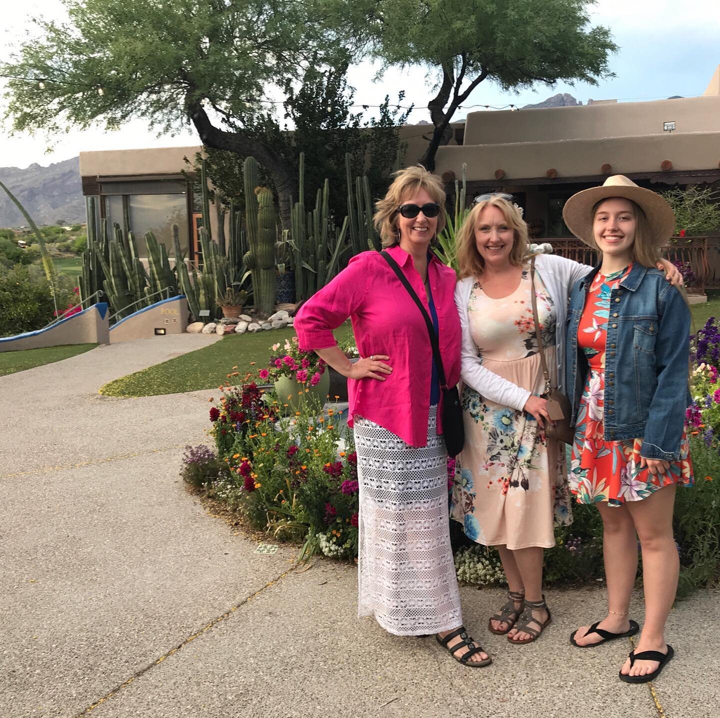 My sister, Colleen, and niece, Amber, came to visit Tucson last spring and I&rsquo;m finally sorting through the photos! #sisterlove #niecelove #anotherdayinparadise #sonoranspring