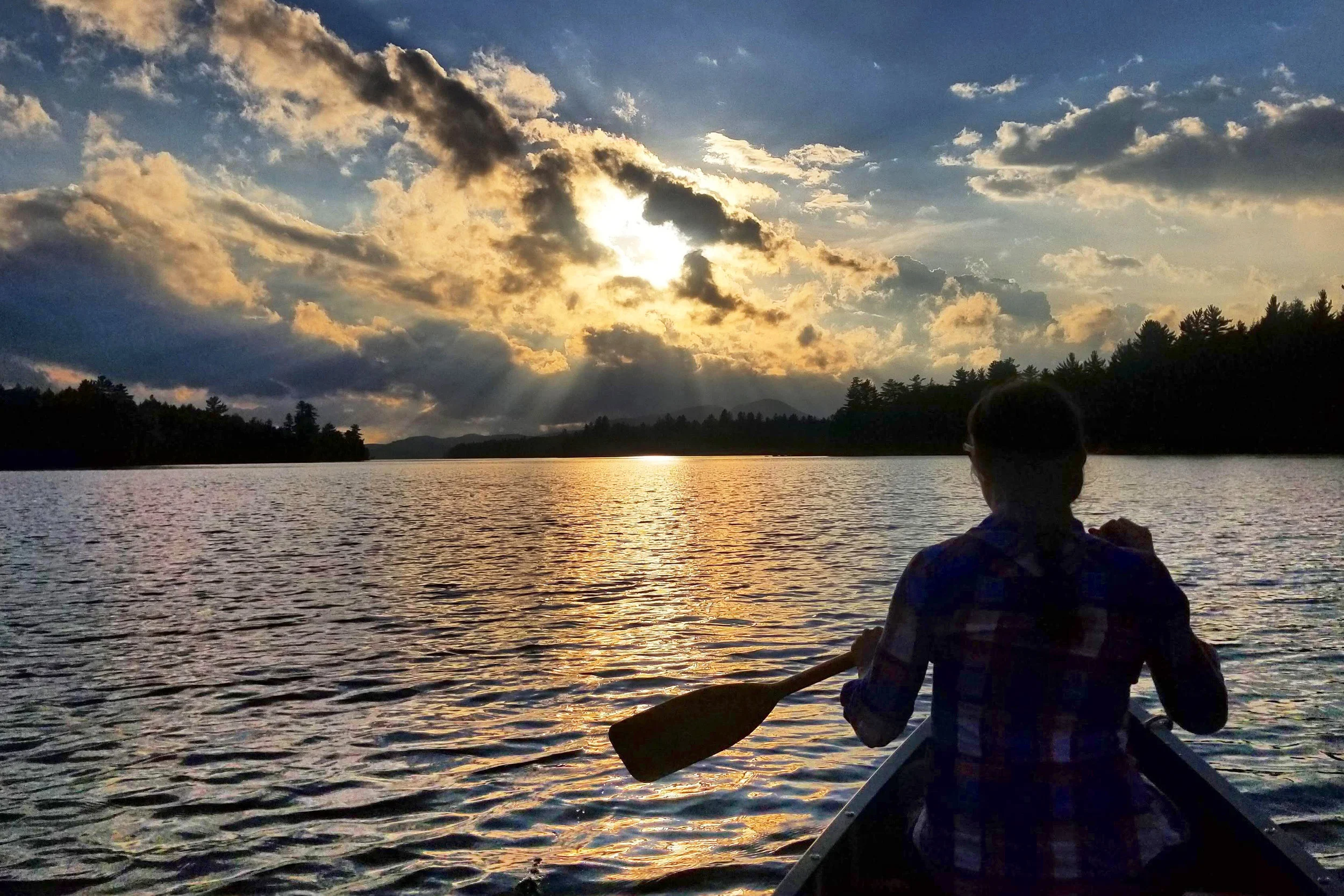 canoe.jpg