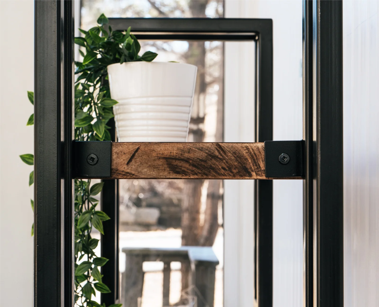 urban-handcraft-cut-custom-shelf-3.jpg