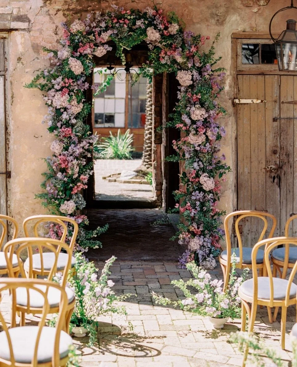 A soft color palette and a lovely day. Two of my favorite things! 💐🌤️⁠
⁠
Photographer: @erikaparkerphotography⁠
Table &amp; Chair Rentals: @distressedrentals ⁠
Venue: @raceandreligious⁠
⁠
#brightblooms #neworleans #nola #neworleansflorist #nolaflor
