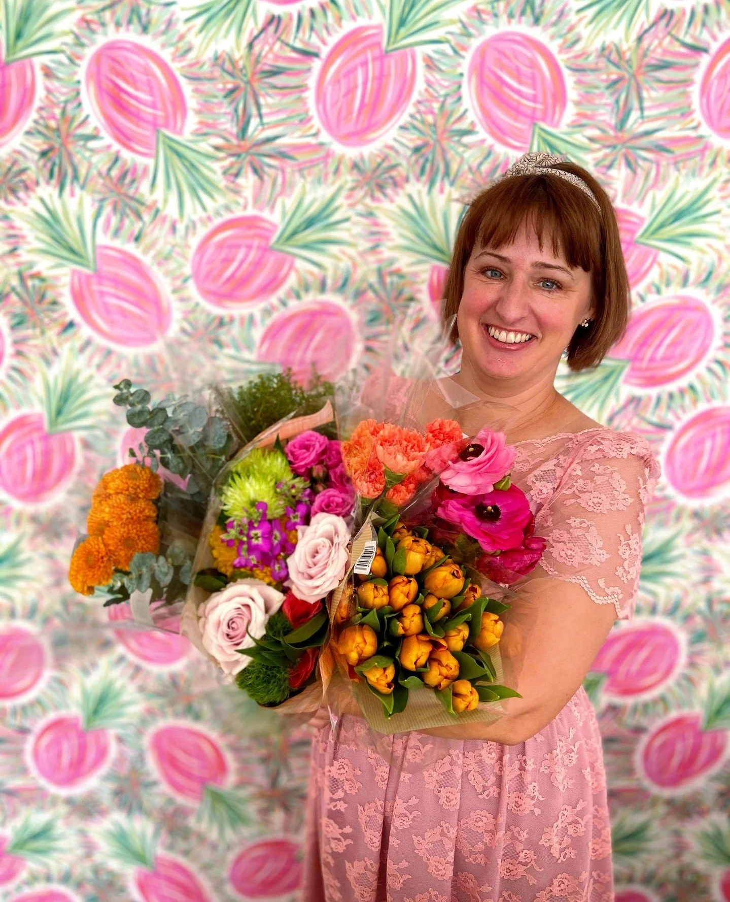 You know what they say, you're never fully dressed without arms full of arrangements and a smile! 🌸⁠
⁠
#brightblooms #neworleans #nola #neworleansflorist #nolaflorist  #neworleansevents #nolaevents #florist #floristofinstagram #flowers #florals #lux