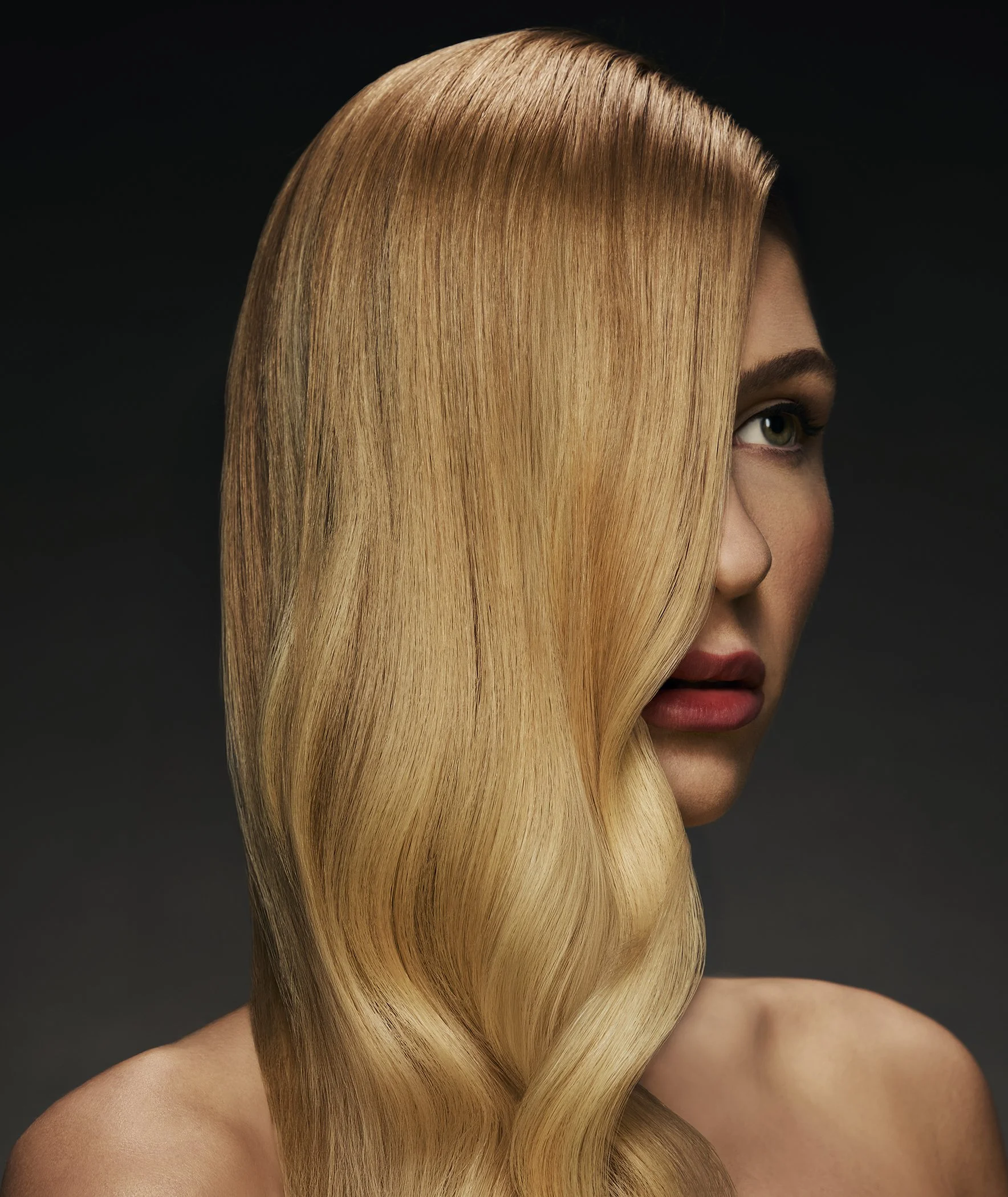 CHRISTINA_HAIR_TEST0975_MAIN copy.jpg